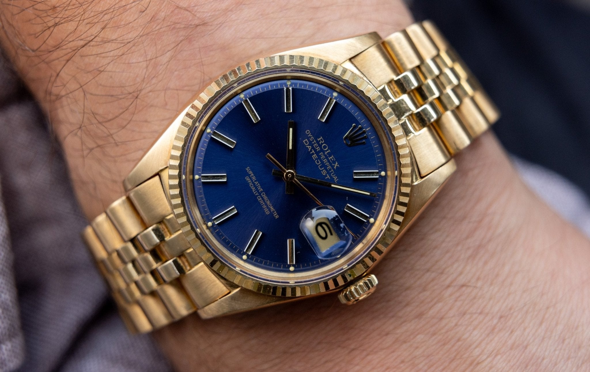 1970 Rolex Datejust Ref. 1601 | 18K YG | Dark Blue Sunburst Pie-Pan Dial - Sierra Time Co