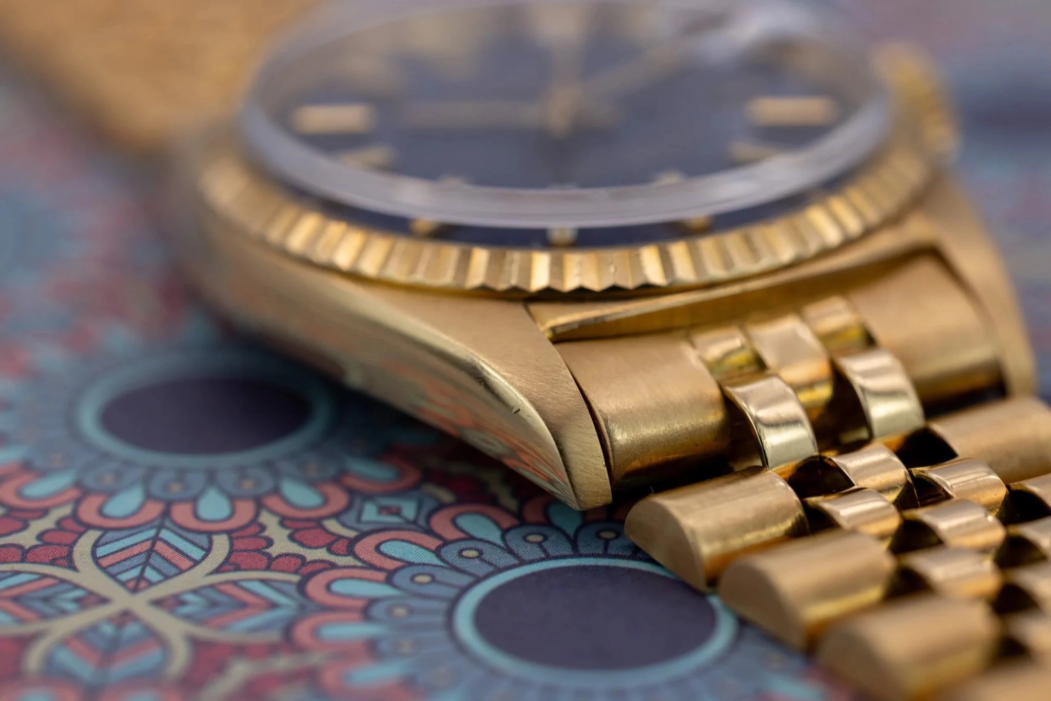 1970 Rolex Datejust Ref. 1601 | 18K YG | Dark Blue Sunburst Pie-Pan Dial - Sierra Time Co