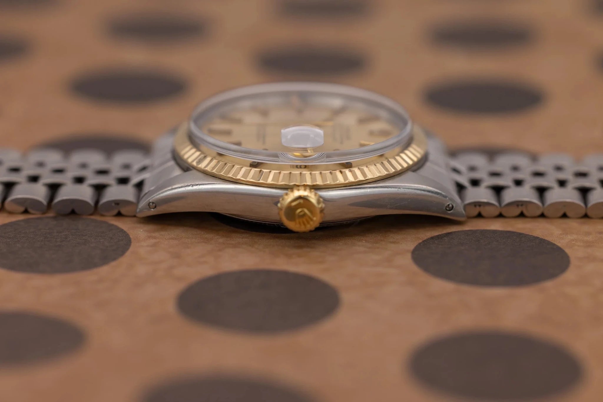 1970 Rolex Datejust Ref. 1601 | Champagne Noir Dial - Sierra Time Co