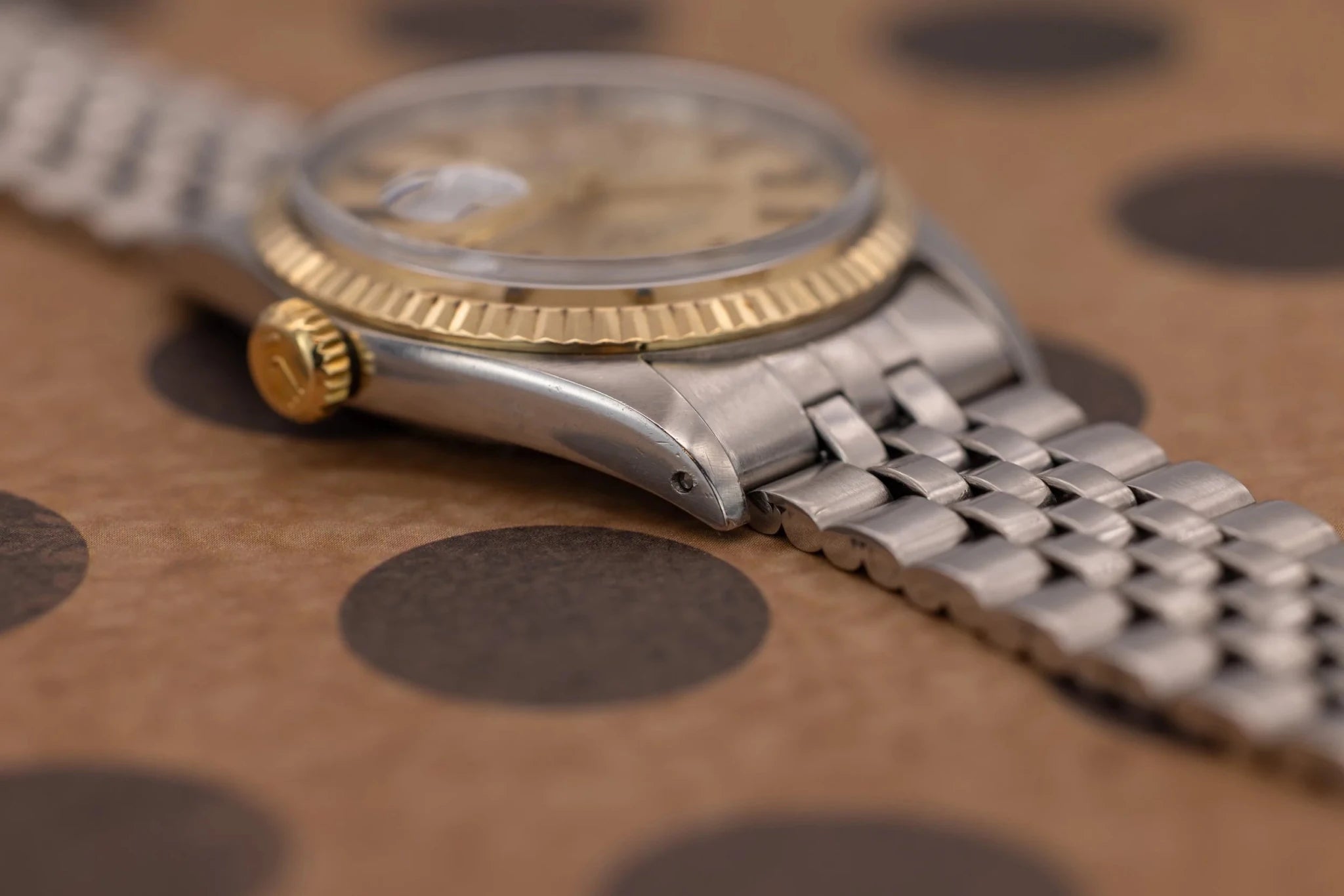 1970 Rolex Datejust Ref. 1601 | Champagne Noir Dial - Sierra Time Co