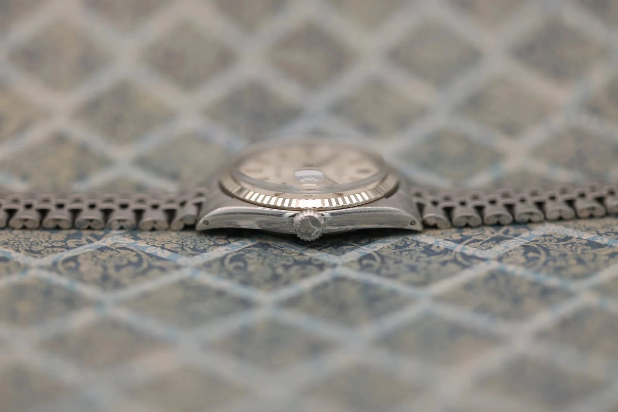 1970 Rolex Datejust Ref. 1601 | Silver Non-Lume Dial | Full Set - Sierra Time Co