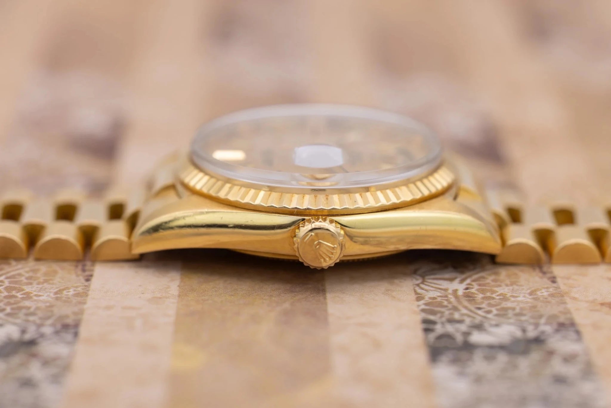 1972 Rolex Day-Date Ref. 1803 | Champagne Linen Dial - Sierra Time Co