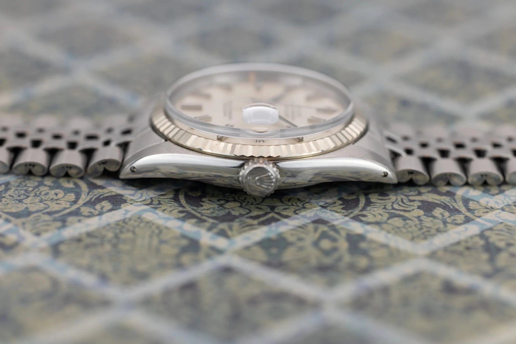 1973 Rolex Datejust Ref. 1601 | Silver Non-Lume Dial | Mint Condition - Sierra Time Co