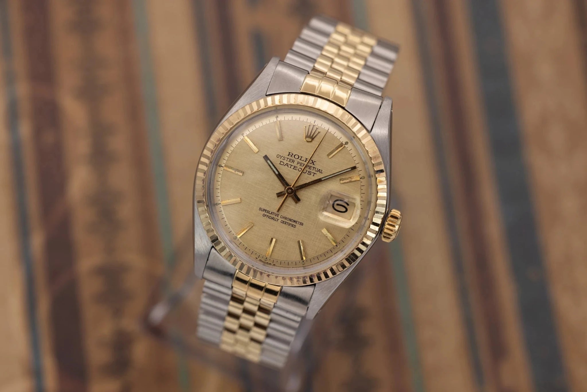 1978 Rolex Datejust Ref. 1601 | Champagne Linen Dial - Sierra Time Co