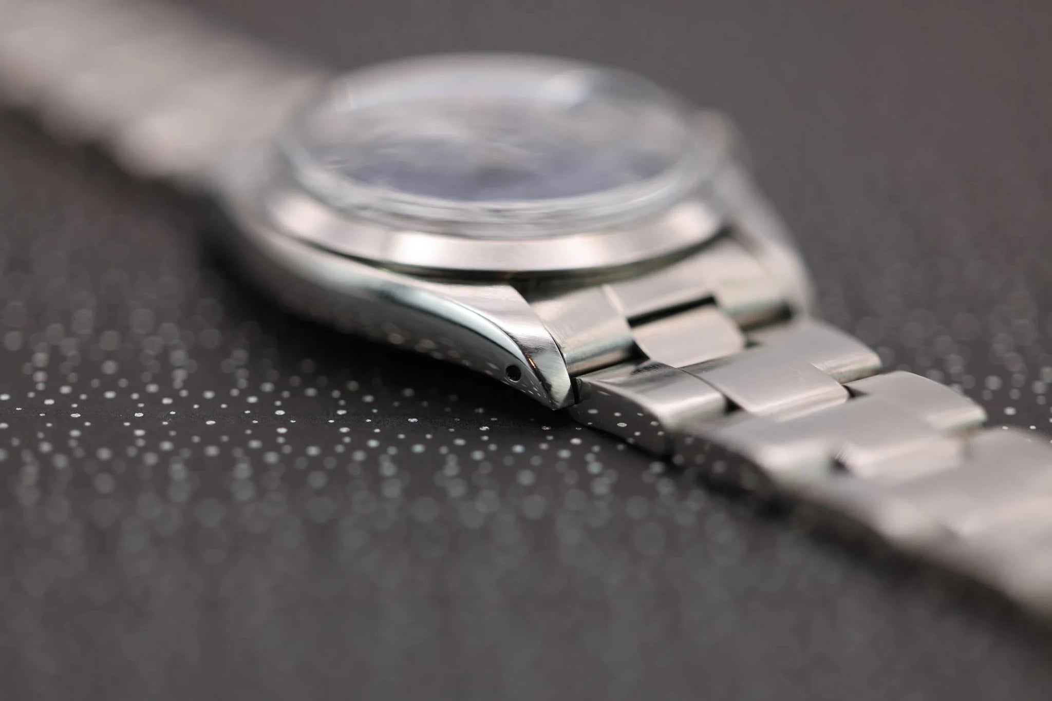 1981 Rolex Date Ref. 1500 | Navy Blue Dial - Sierra Time Co