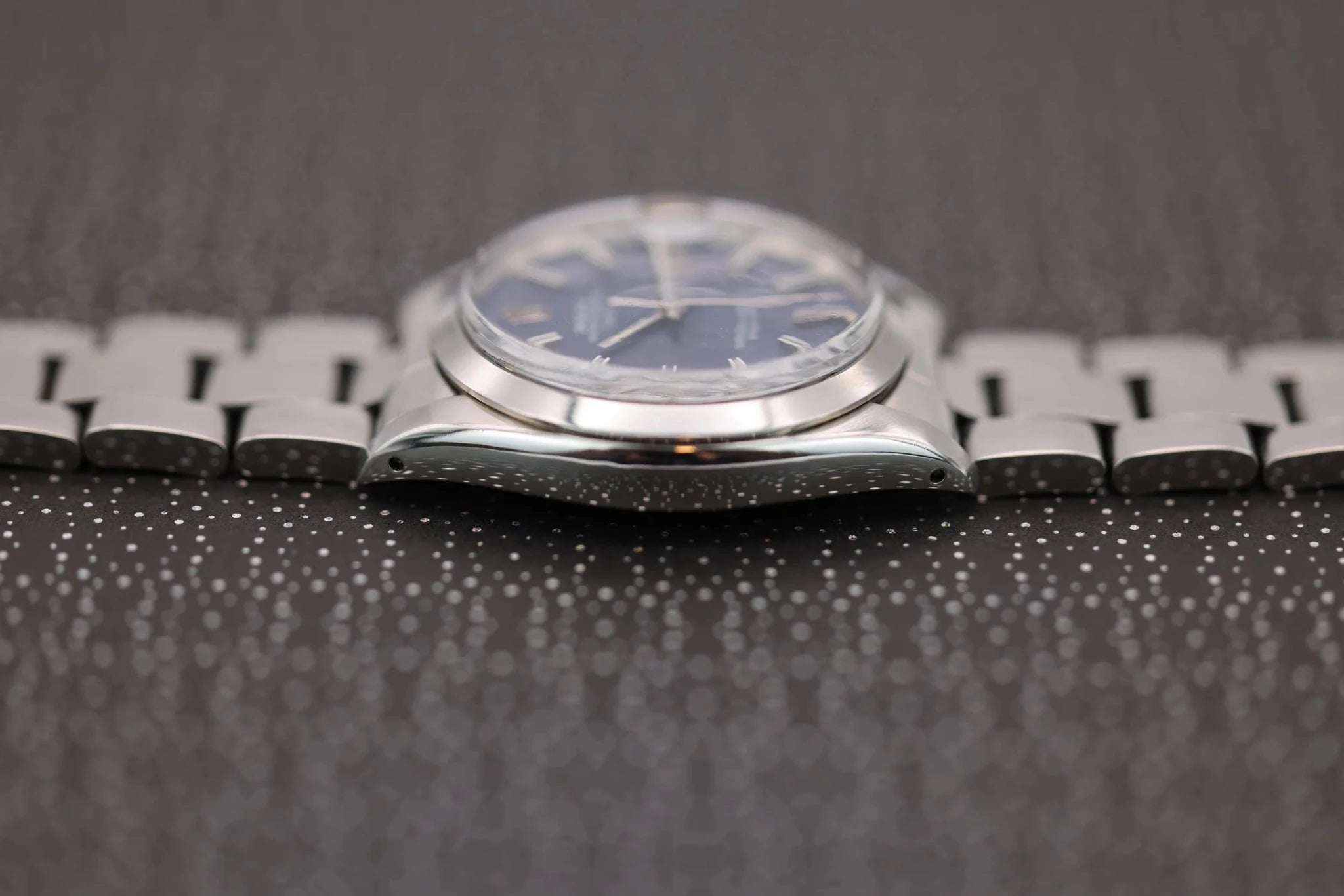 1981 Rolex Date Ref. 1500 | Navy Blue Dial - Sierra Time Co