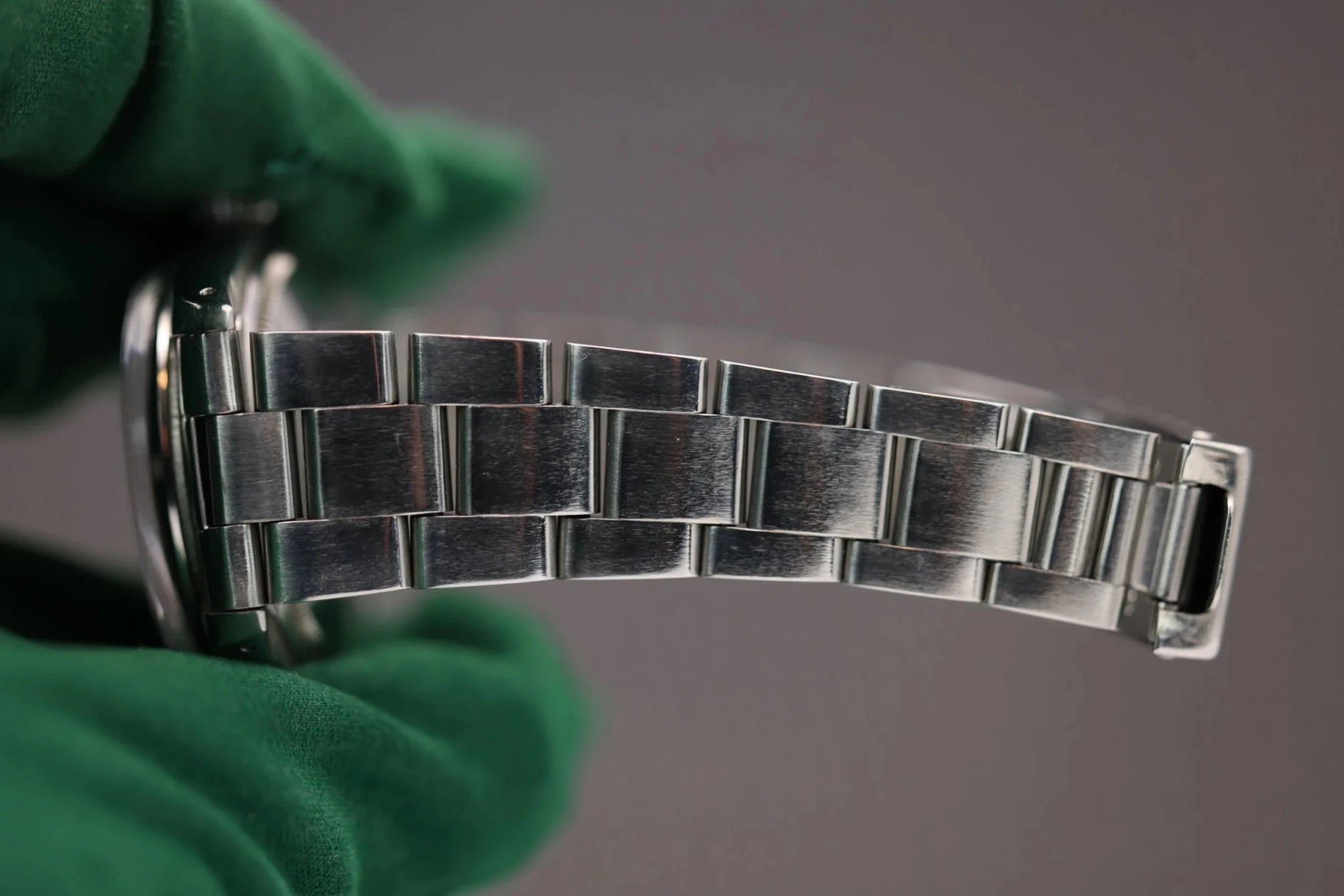 1981 Rolex Date Ref. 1500 | Navy Blue Dial - Sierra Time Co