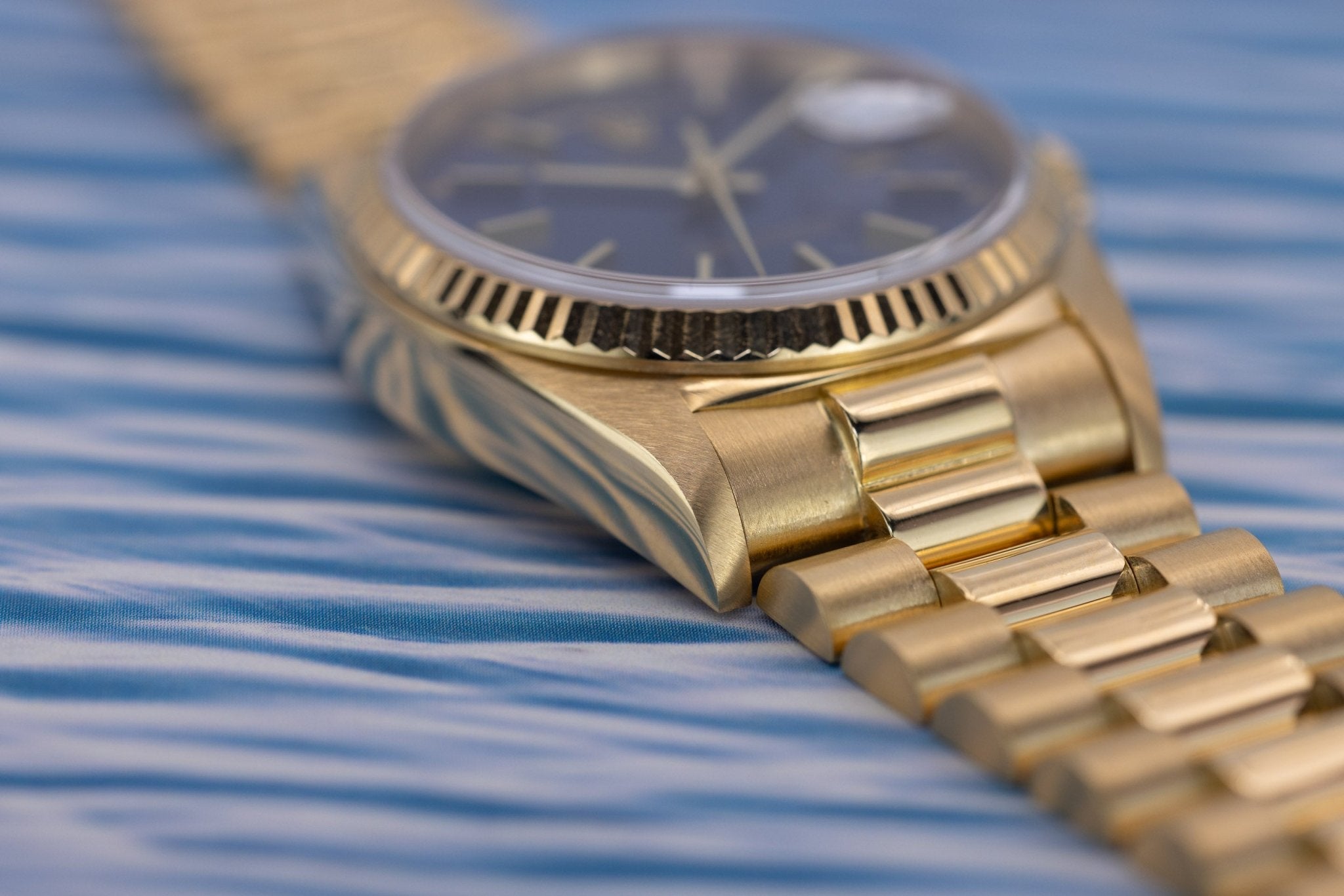 1985 Rolex Day-Date Ref. 18038 | 18K Yellow Gold | Dark Blue Dial - Sierra Time Co