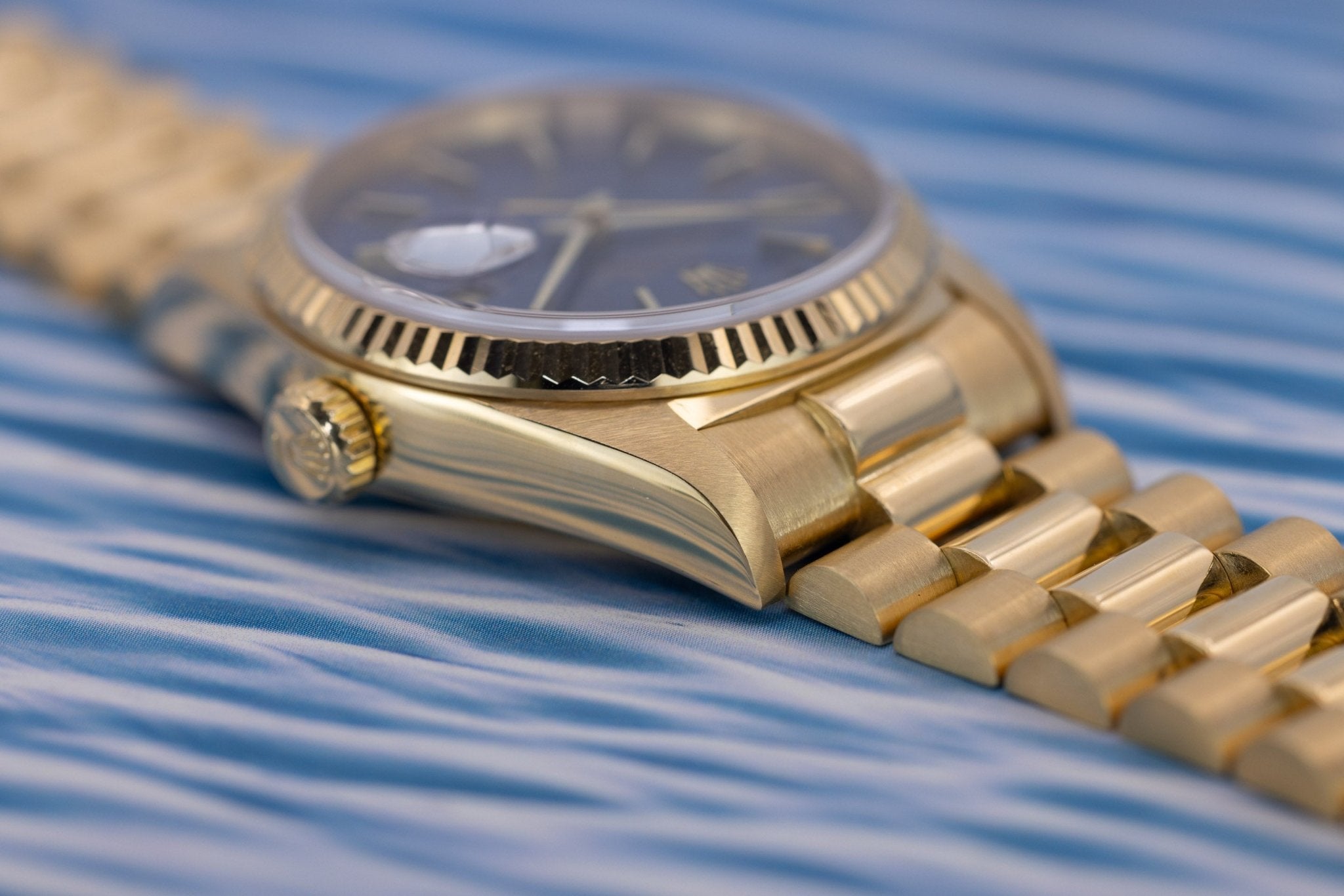 1985 Rolex Day-Date Ref. 18038 | 18K Yellow Gold | Dark Blue Dial - Sierra Time Co
