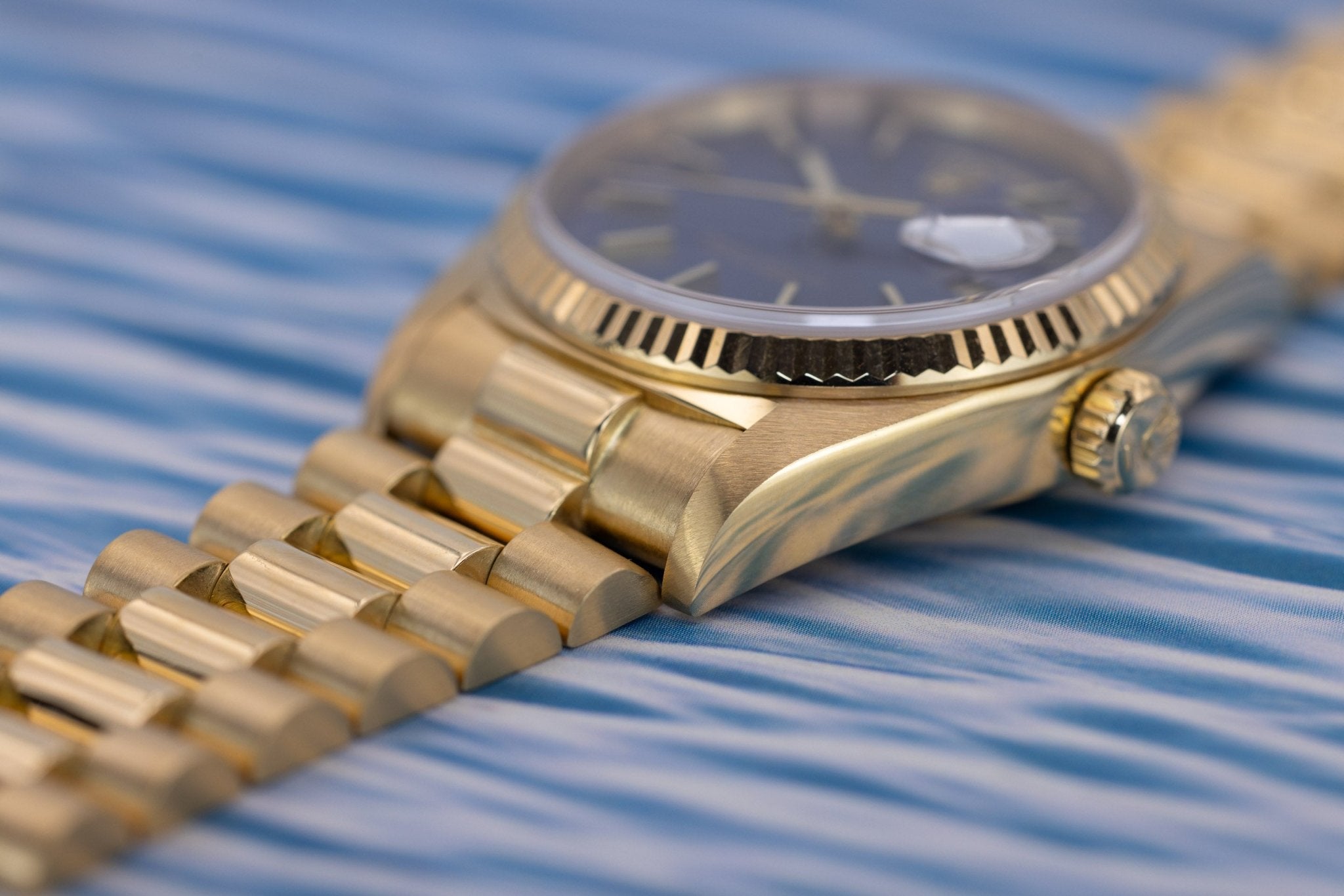 1985 Rolex Day-Date Ref. 18038 | 18K Yellow Gold | Dark Blue Dial - Sierra Time Co