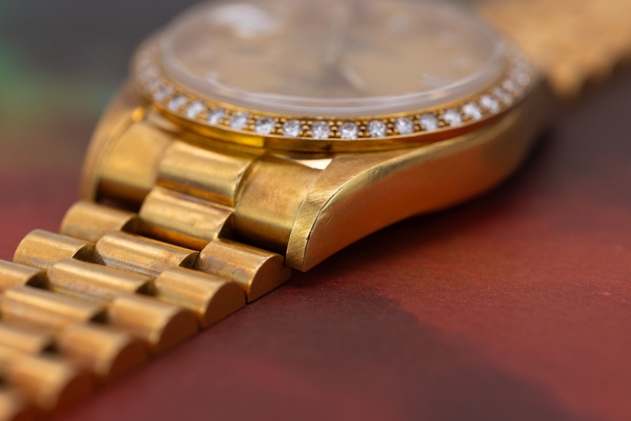 1986 Rolex Day-Date Ref. 18048A | Champagne Dial | Diamond Dial and Bezel - Sierra Time Co
