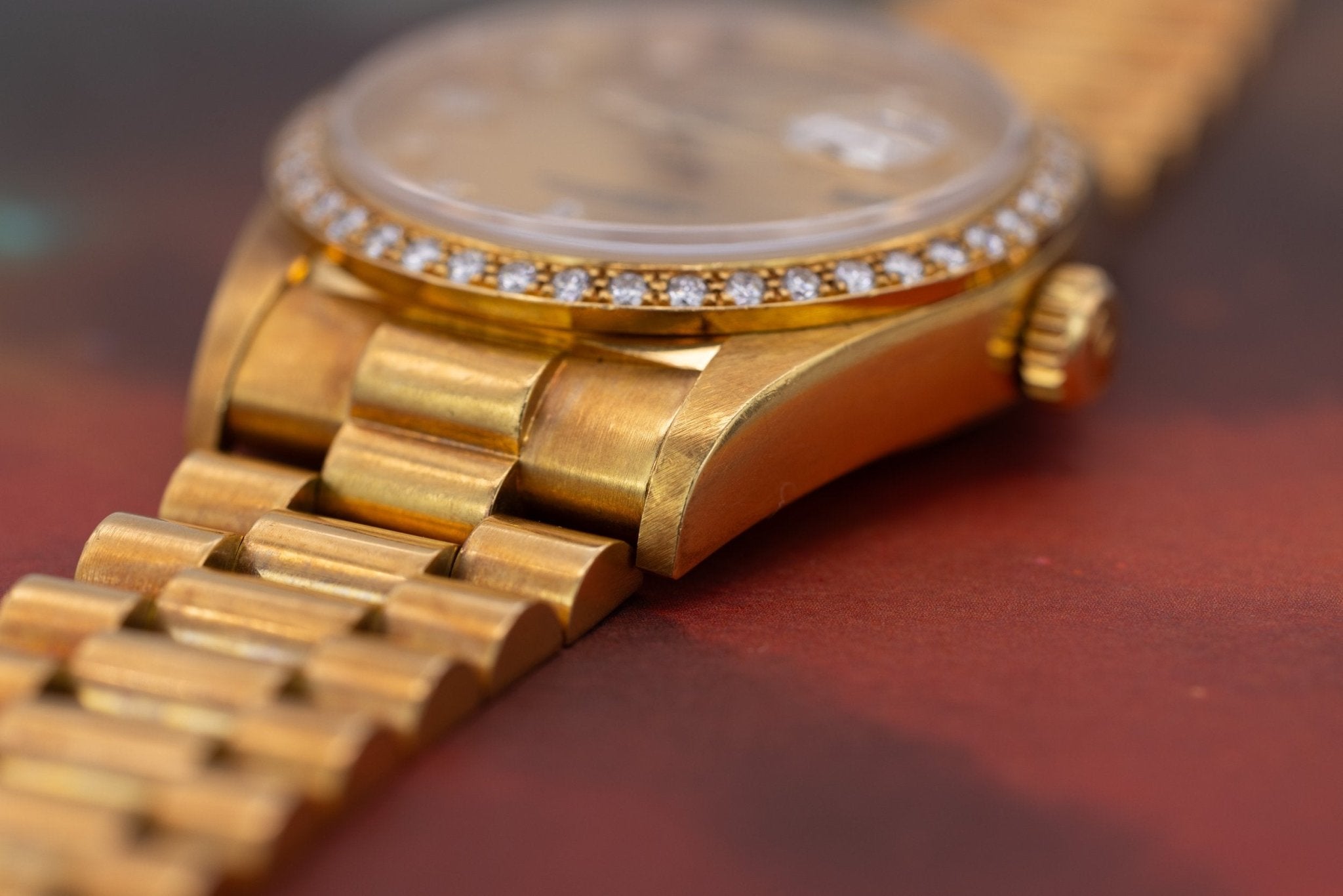 1986 Rolex Day-Date Ref. 18048A | Champagne Dial | Diamond Dial and Bezel - Sierra Time Co