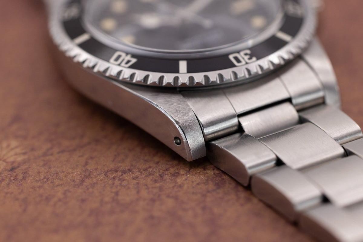 1986 Rolex Submariner Ref. 5513 | Creamy Tritium | Box and Papers - Sierra Time Co