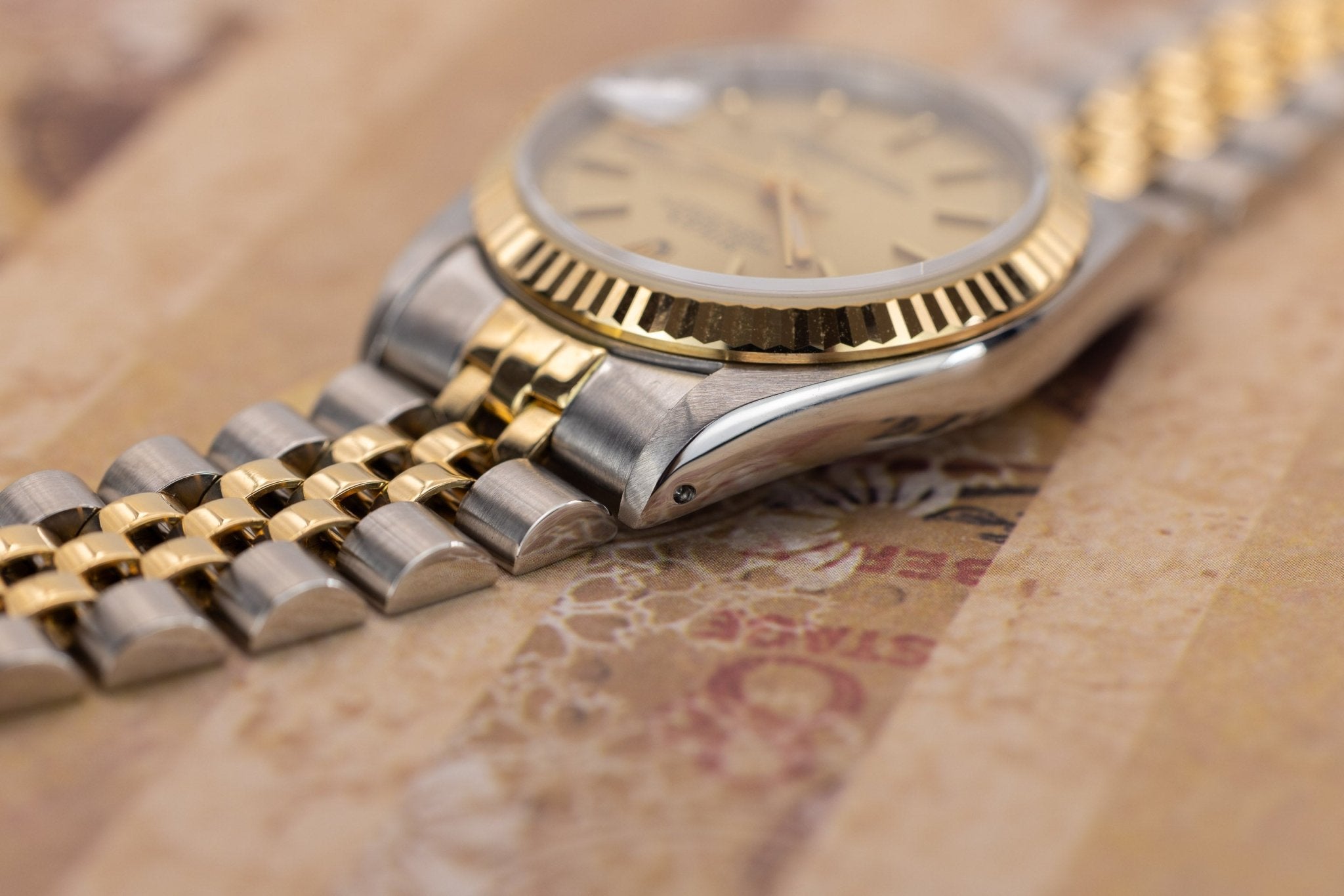 1989 Rolex Ladies Datejust Ref. 68273 | 31mm | Champagne Dial - Sierra Time Co