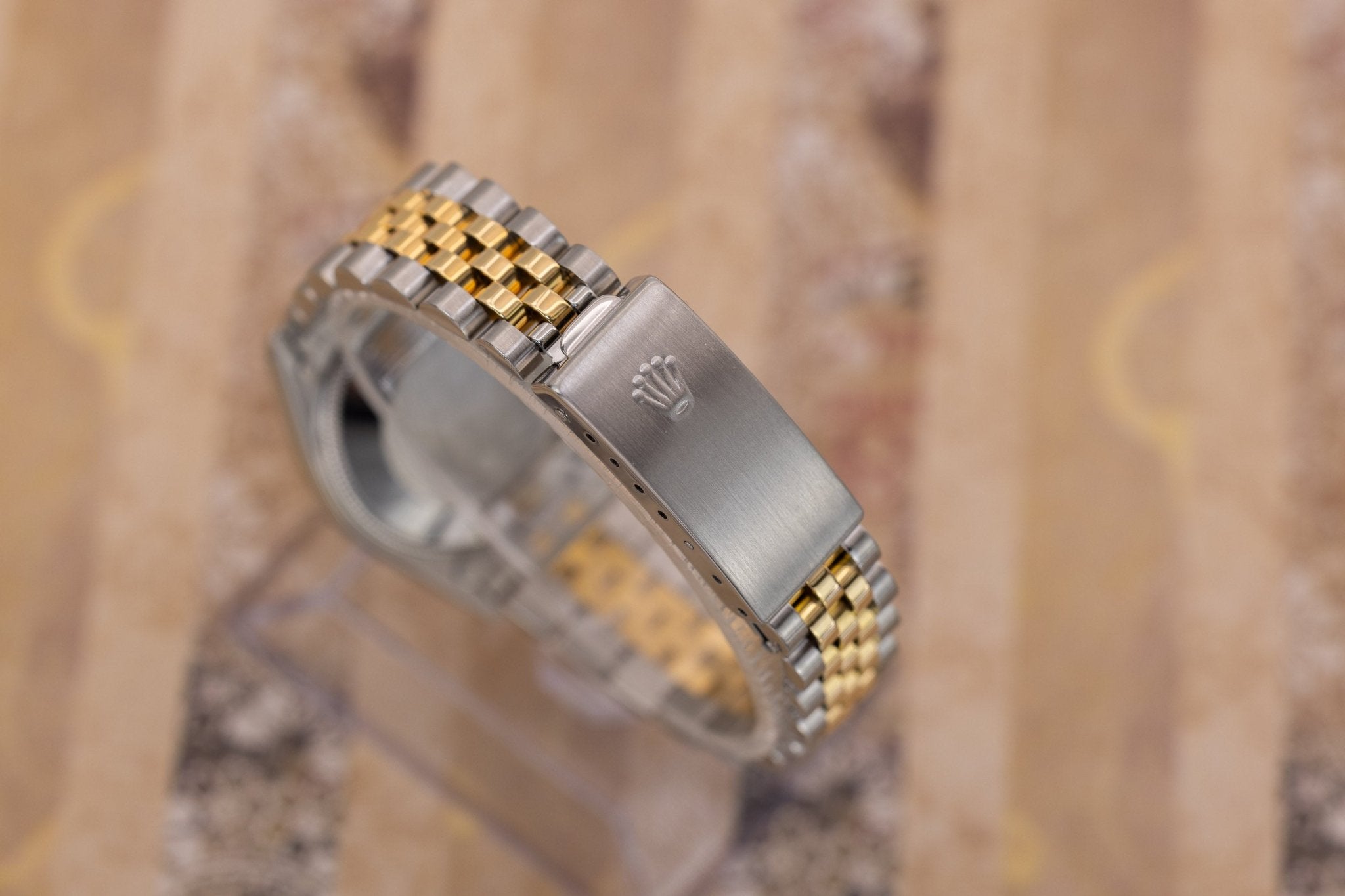 1989 Rolex Ladies Datejust Ref. 68273 | 31mm | Champagne Dial - Sierra Time Co