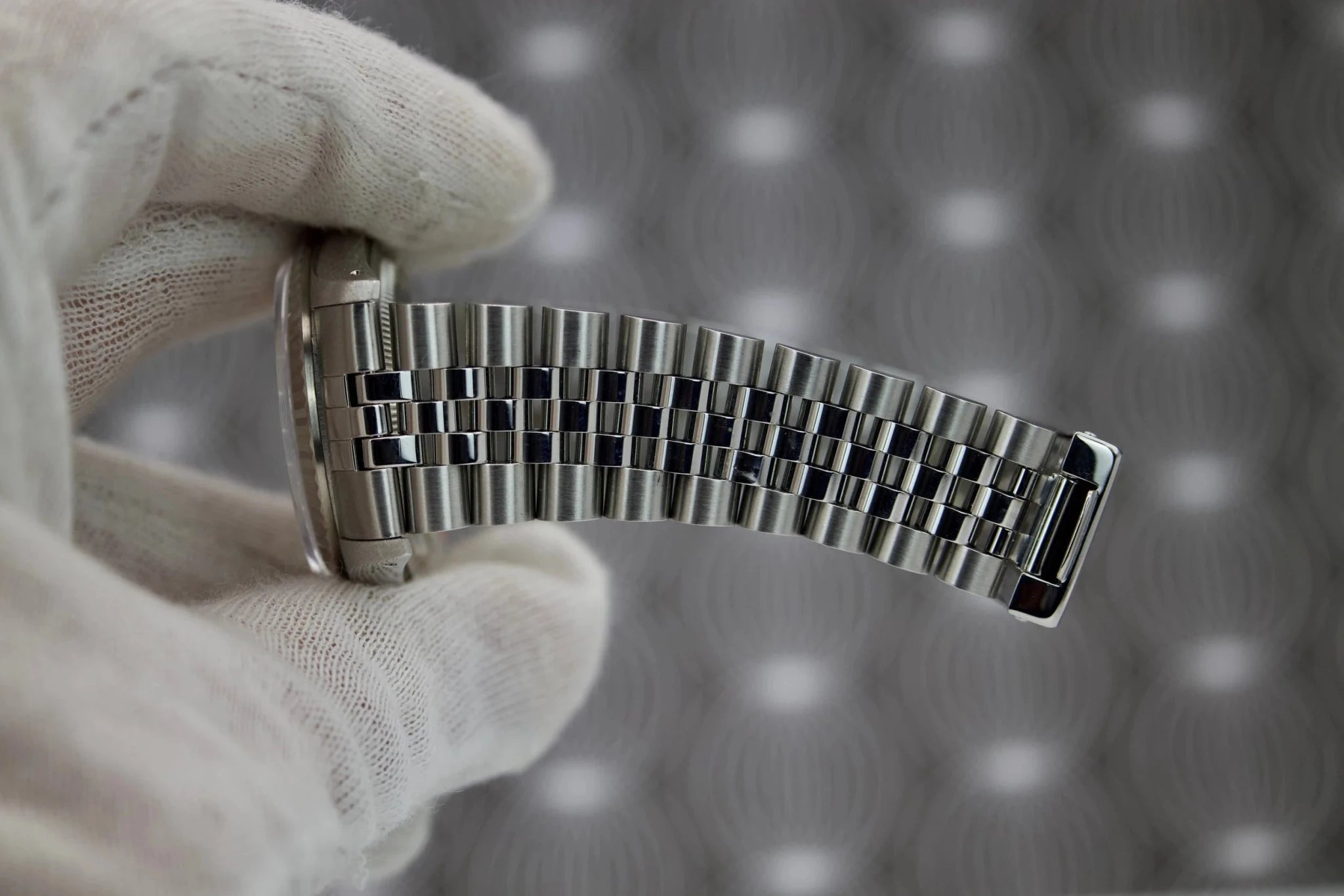 1990 Rolex Datejust Ref. 16234 | Silver Dial - Sierra Time Co