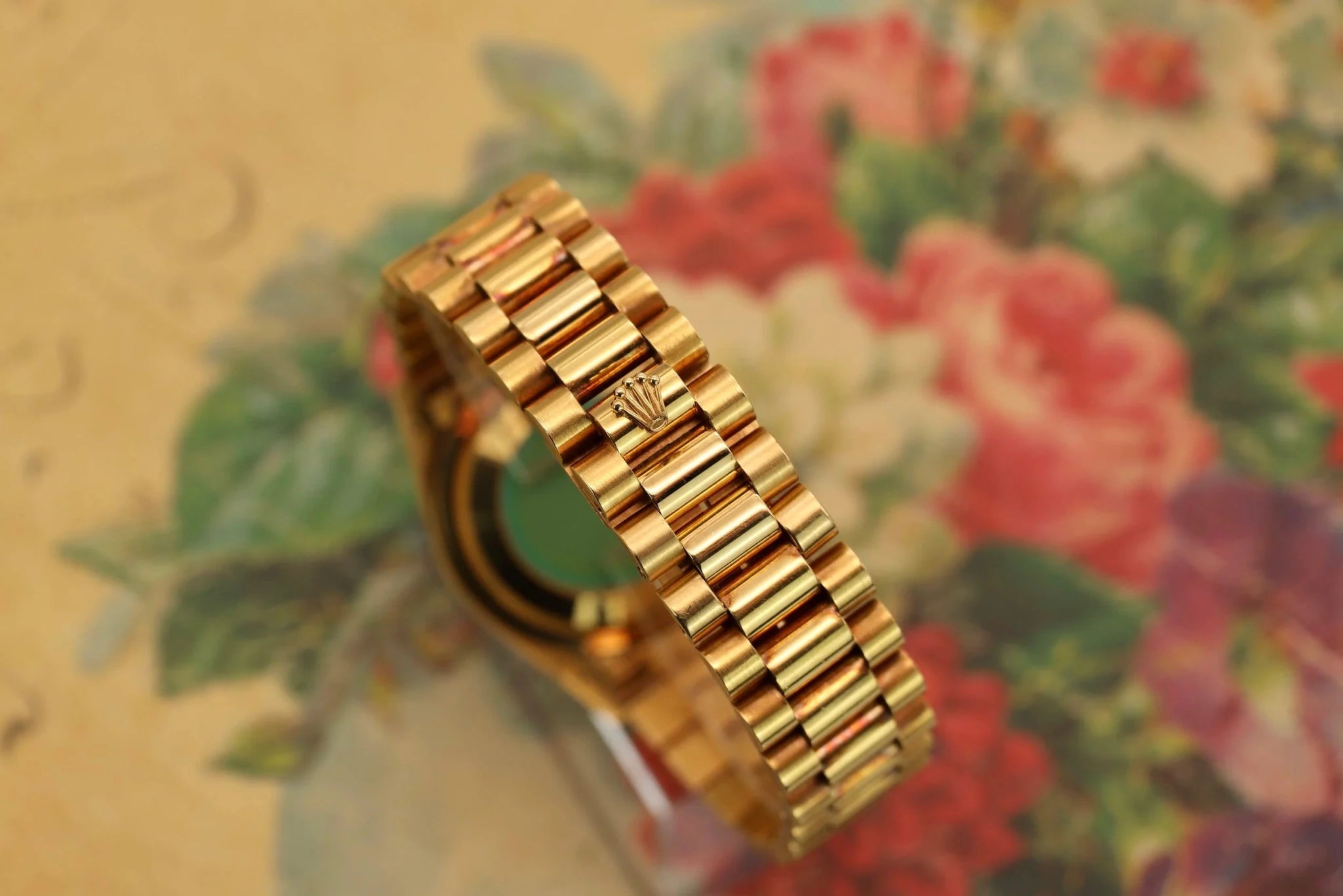 1990 Rolex Day-Date Ref. 18238 | Champagne Diamond Dial - Sierra Time Co