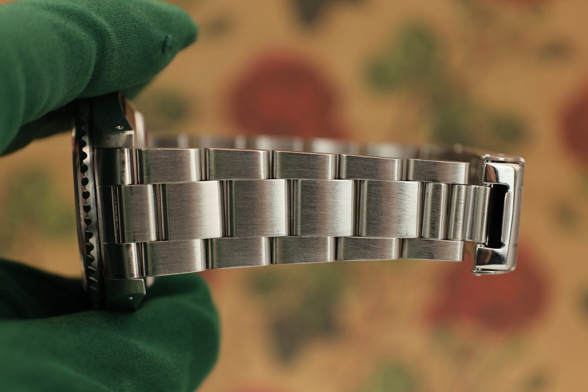 1990 Rolex Submariner Ref. 14060 | Creamy Patina | Box and Papers - Sierra Time Co