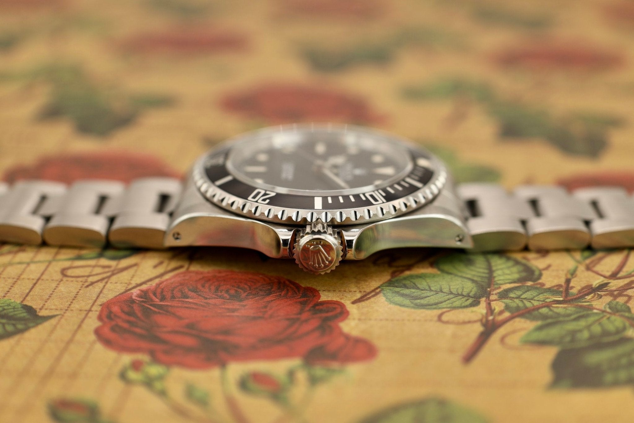 1990 Rolex Submariner Ref. 14060 | Creamy Patina | Box and Papers - Sierra Time Co