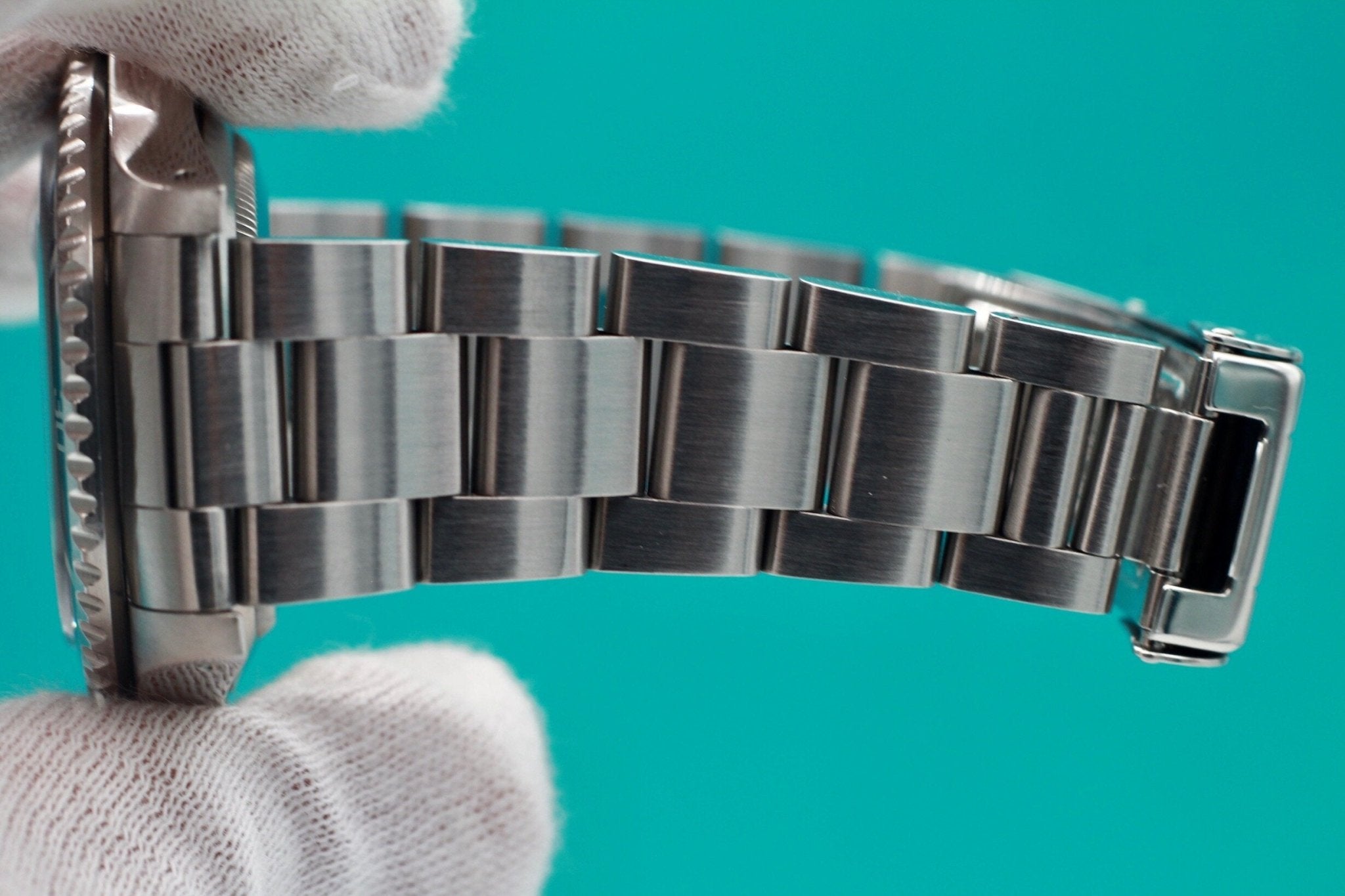 1990 Rolex Submariner Ref. 16610 - Sierra Time Co