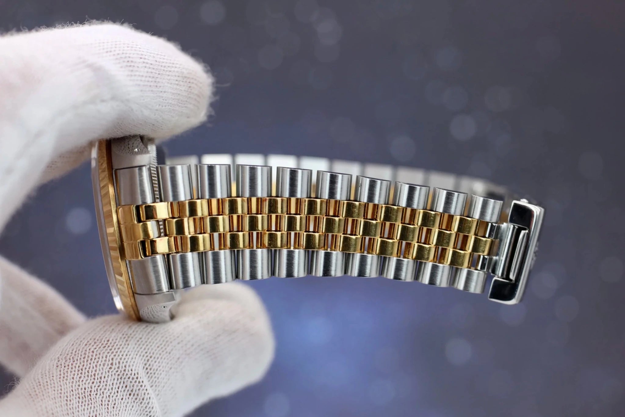 1991 Rolex Datejust Ref. 16233 | Champagne Diamond Dial | Box and Papers - Sierra Time Co