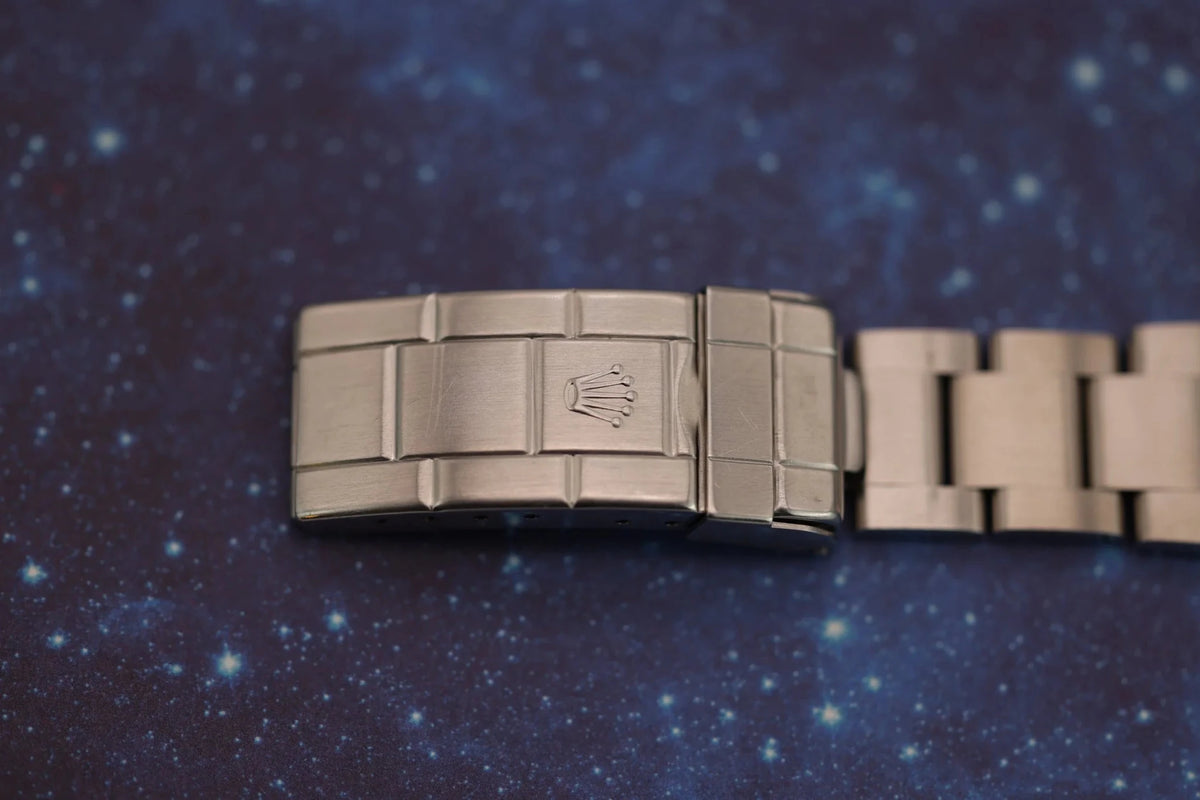 1991 Rolex Sea Dweller Ref. 16600 | Navy Insert | Creamy Patina - Sierra Time Co