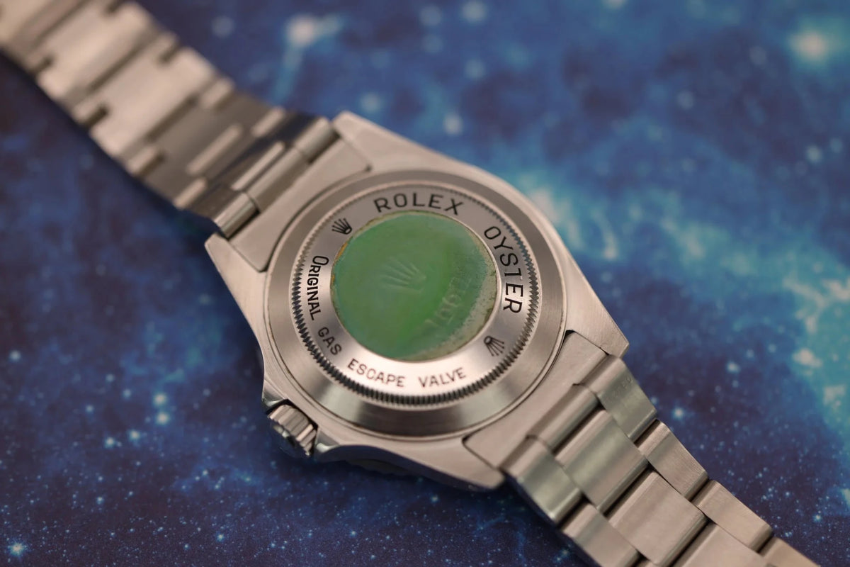 1991 Rolex Sea Dweller Ref. 16600 | Navy Insert | Creamy Patina - Sierra Time Co
