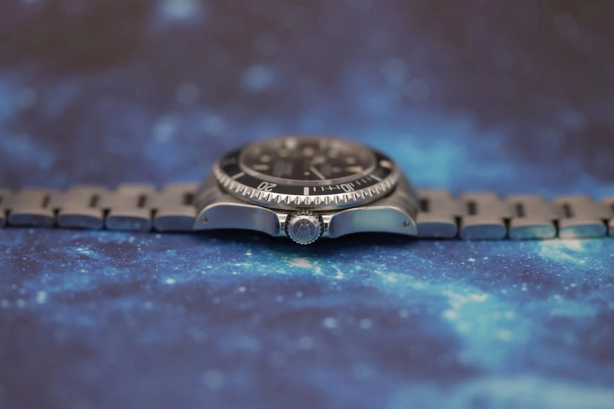 1991 Rolex Sea Dweller Ref. 16600 | Navy Insert | Creamy Patina - Sierra Time Co
