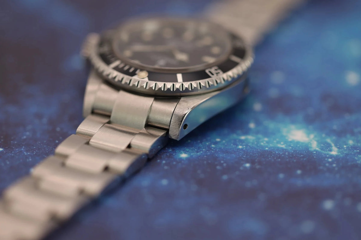 1991 Rolex Sea Dweller Ref. 16600 | Navy Insert | Creamy Patina - Sierra Time Co