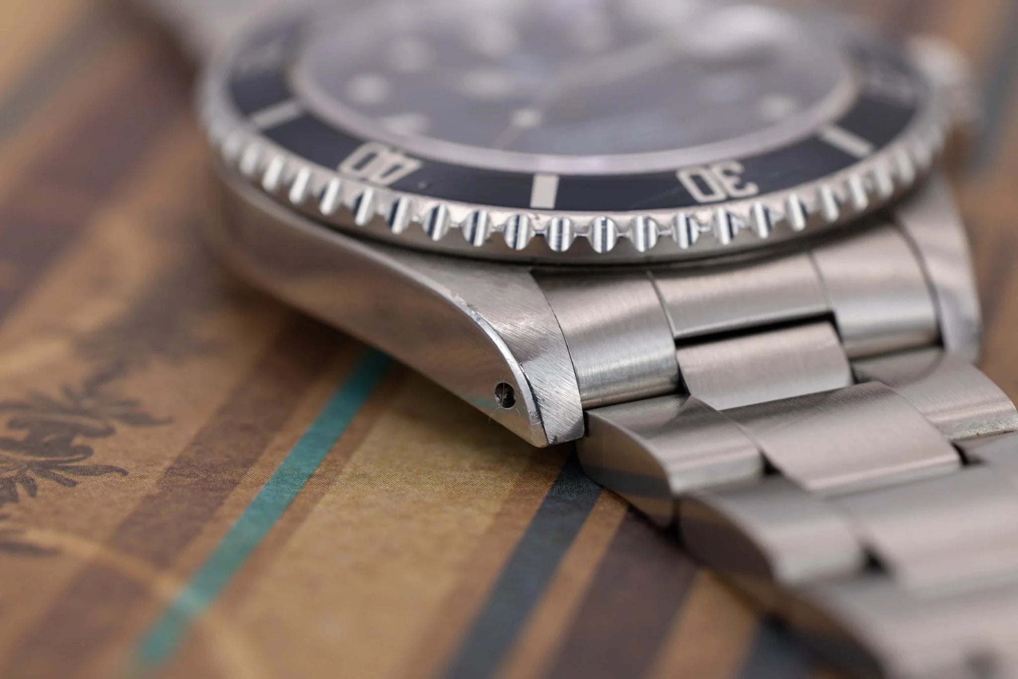 1991 Rolex Submariner Date Ref. 16610 | Tritium Dial | Navy Blue Bezel - Sierra Time Co
