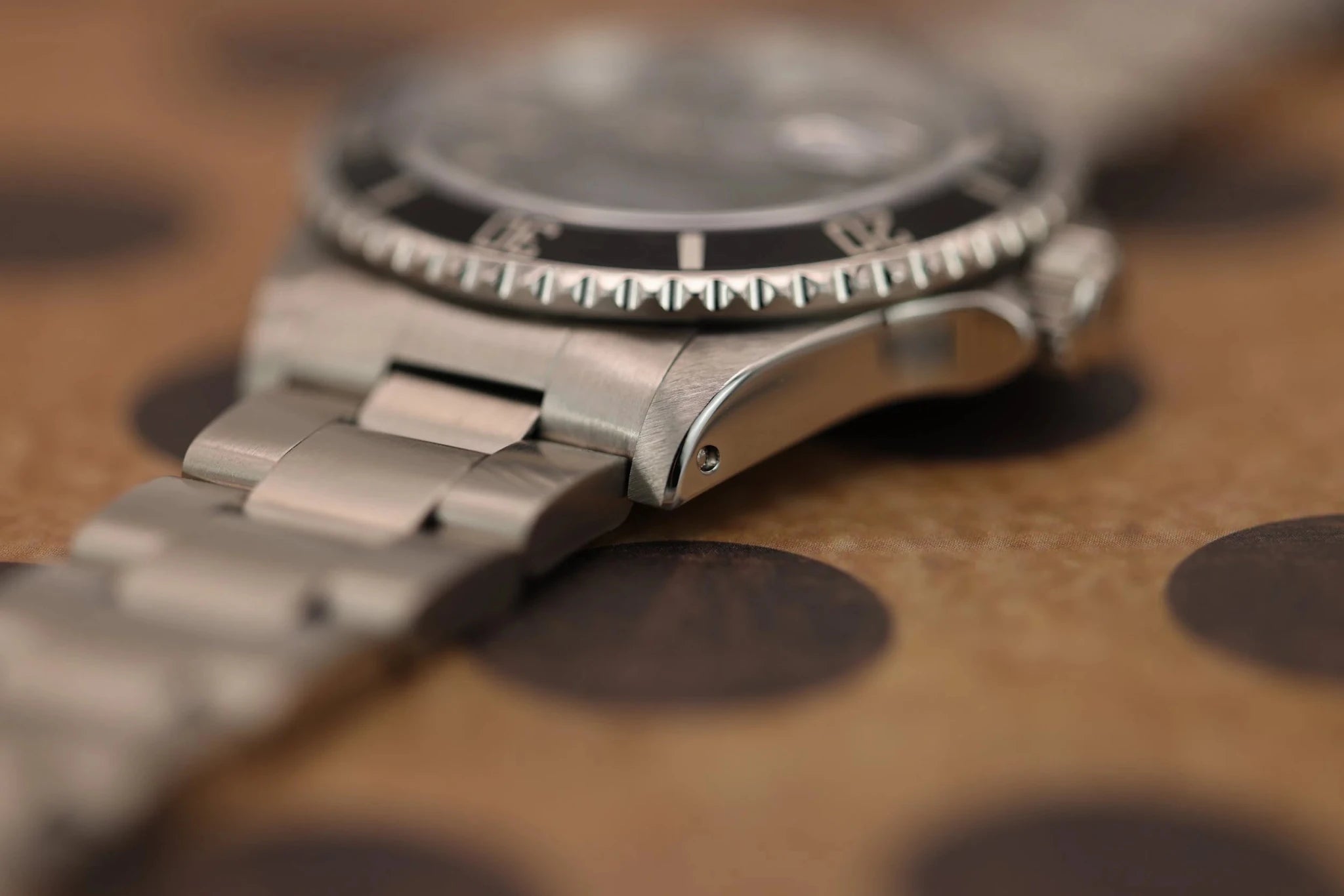 1991 Rolex Submariner Ref. 16610 | Creamy Patina | Box and Papers - Sierra Time Co