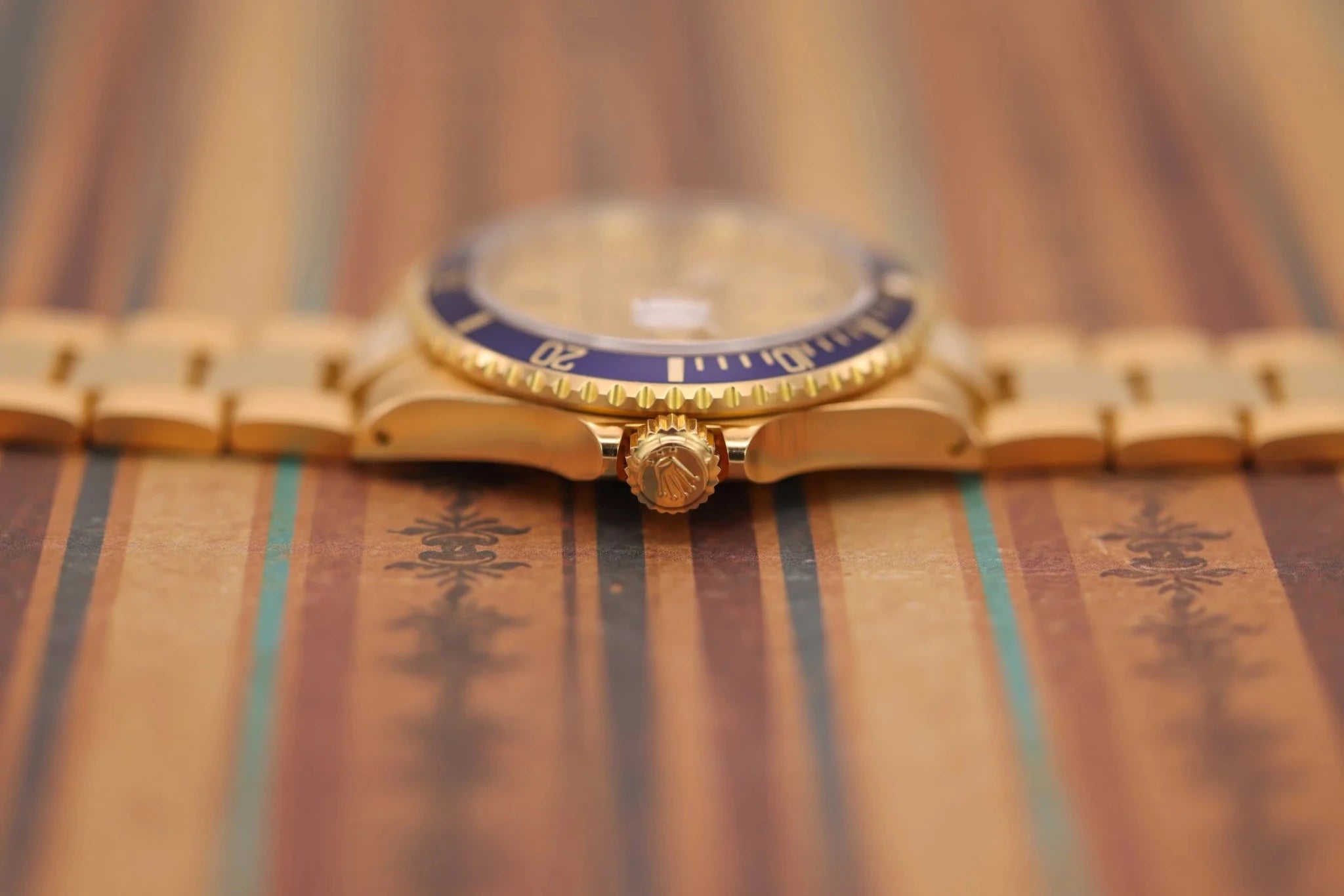 1991 Rolex Submariner Ref. 16618 | 18K YG | Serti Dial - Sierra Time Co