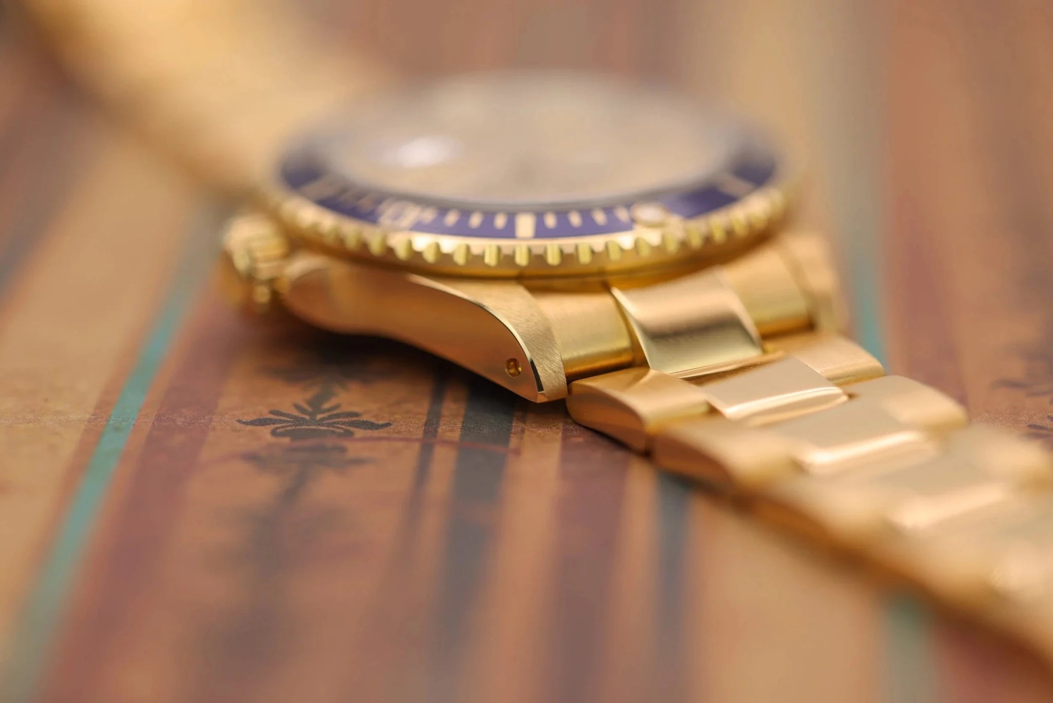 1991 Rolex Submariner Ref. 16618 | 18K YG | Serti Dial - Sierra Time Co