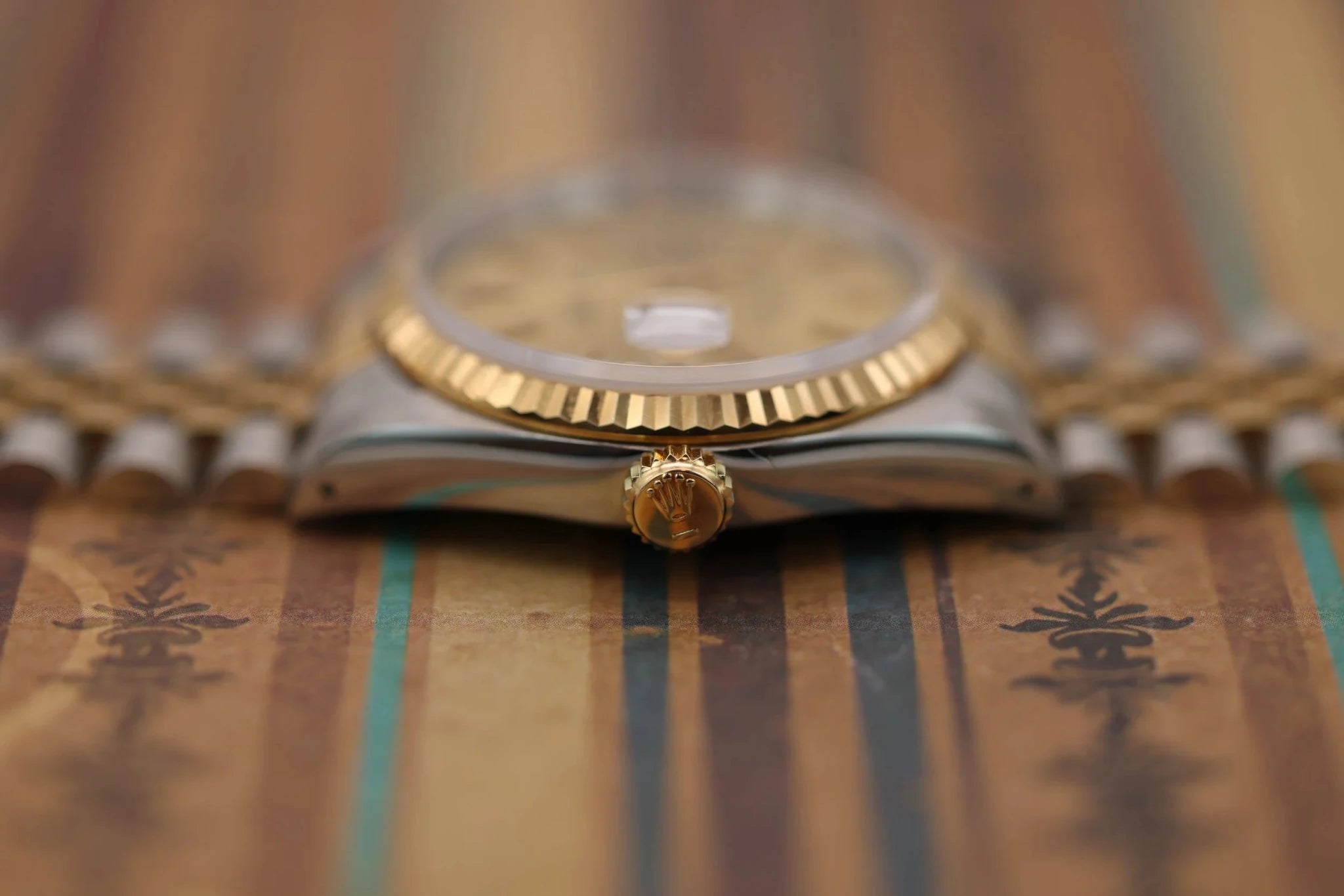 1993 Rolex Datejust Ref. 16233 | Champagne Dial - Sierra Time Co