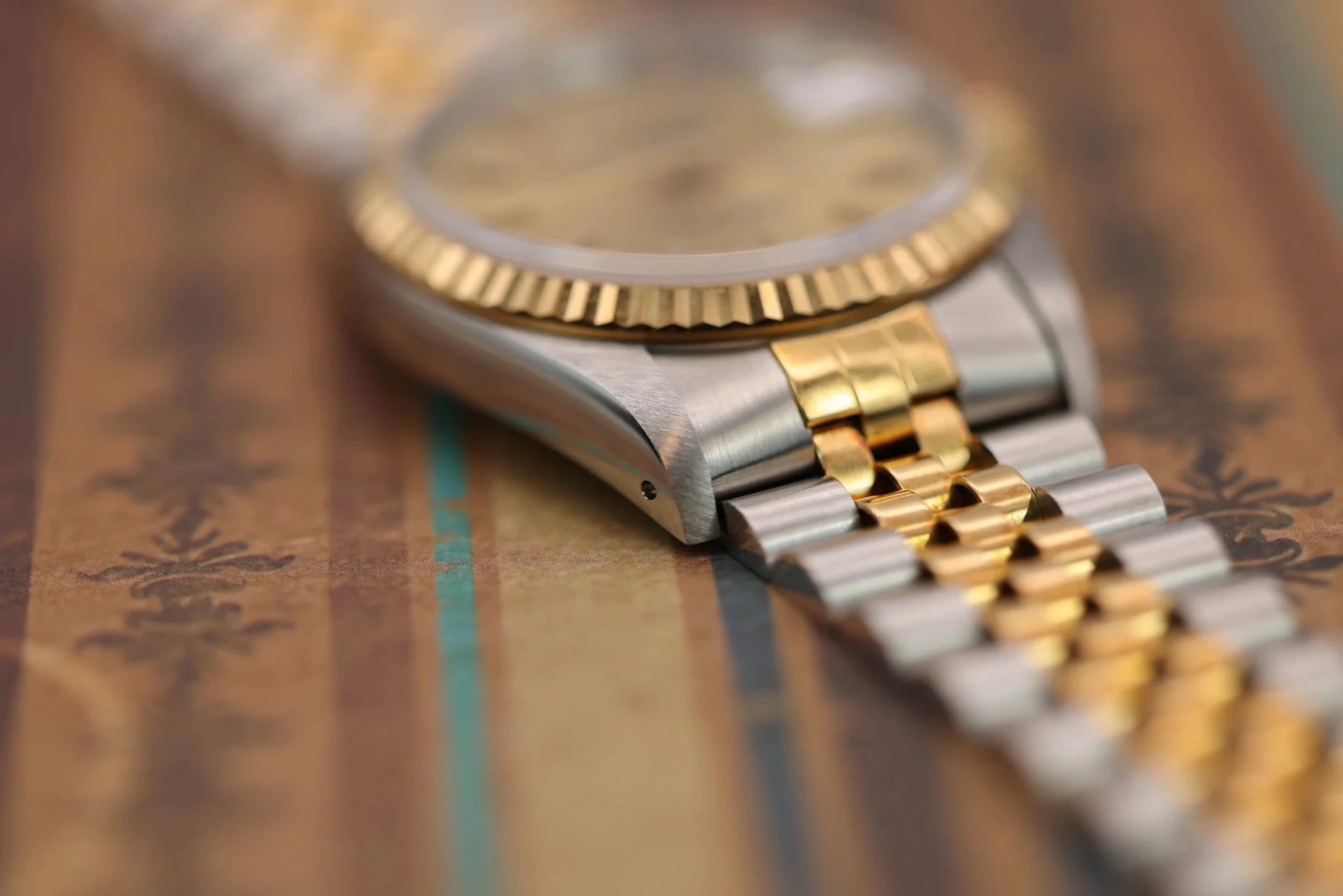 1993 Rolex Datejust Ref. 16233 | Champagne Dial - Sierra Time Co