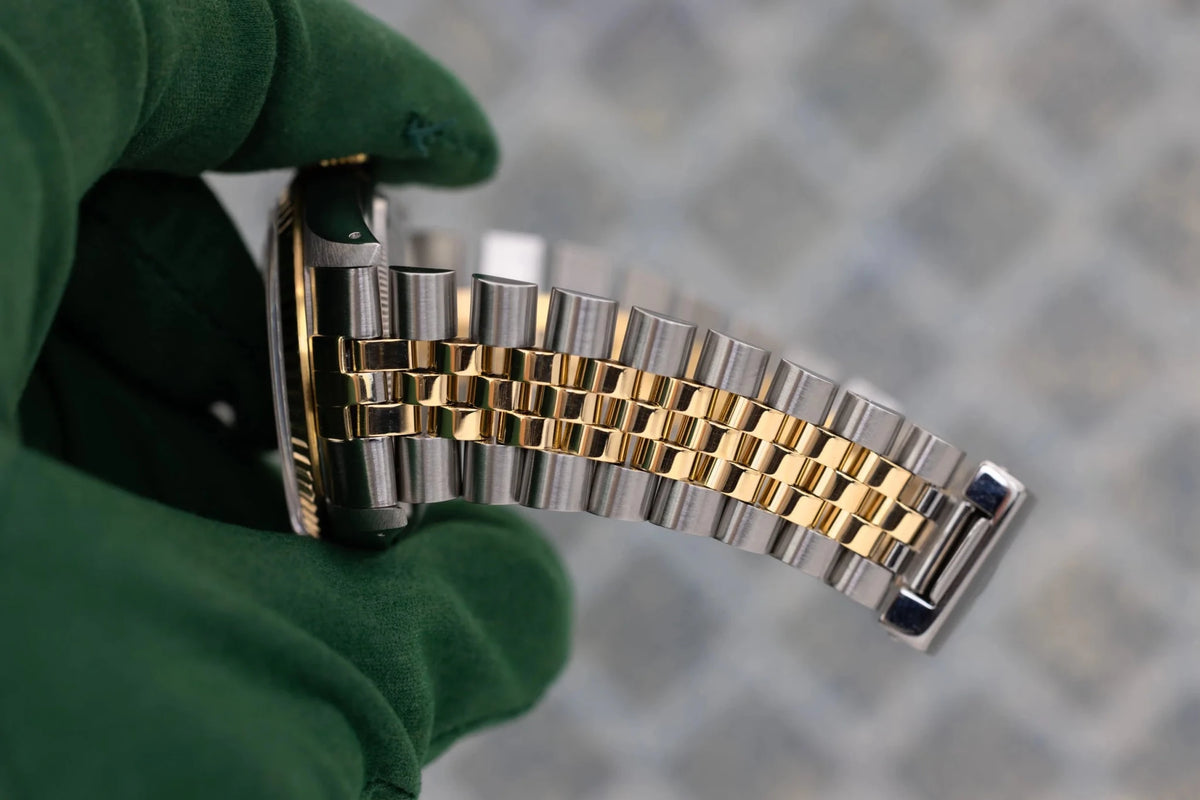 1993 Rolex Datejust Ref. 16233 | Champagne Dial | Box and Papers - Sierra Time Co