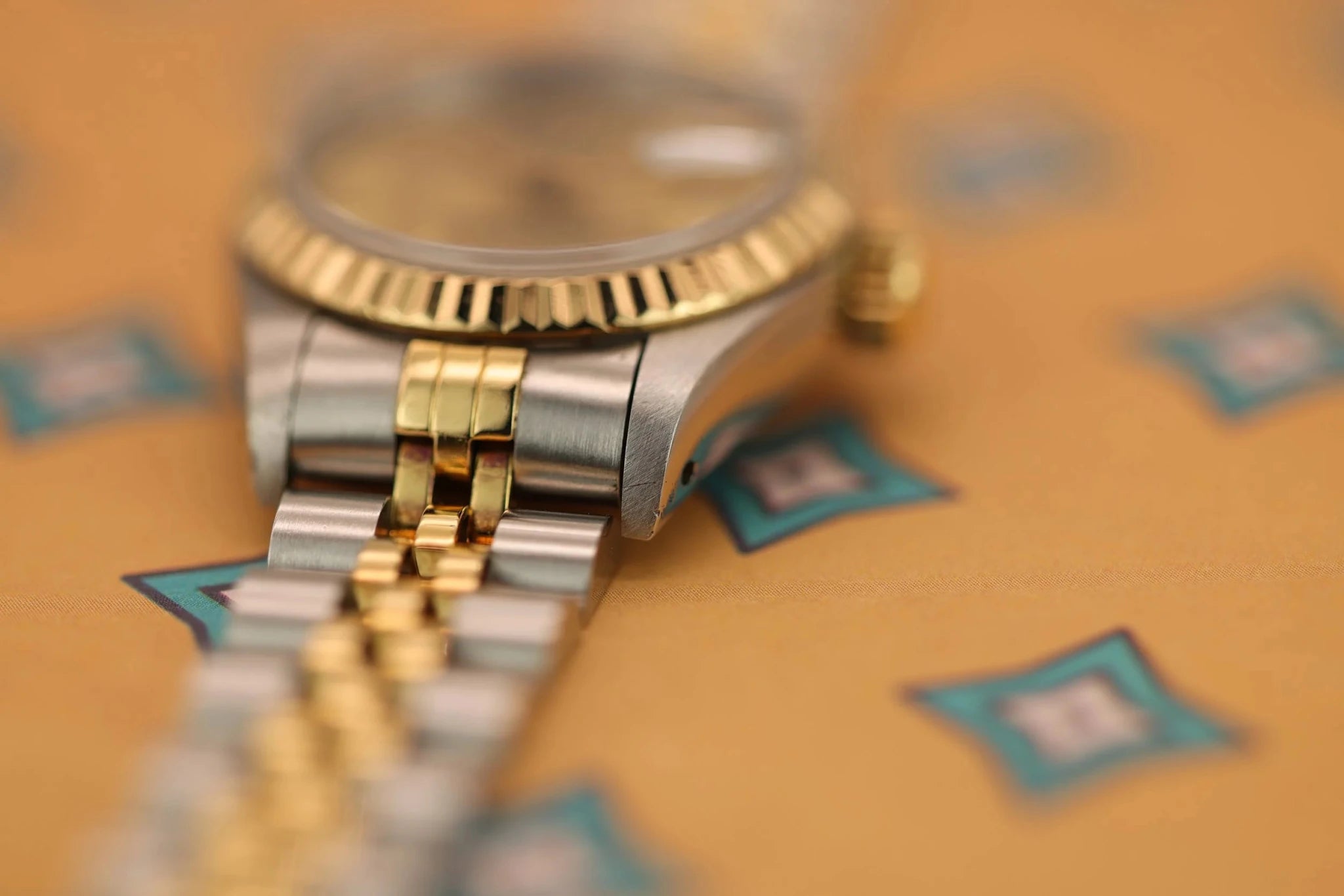 1993 Rolex Ladies Datejust Ref. 69173 | Champagne Dial | Full Set - Sierra Time Co