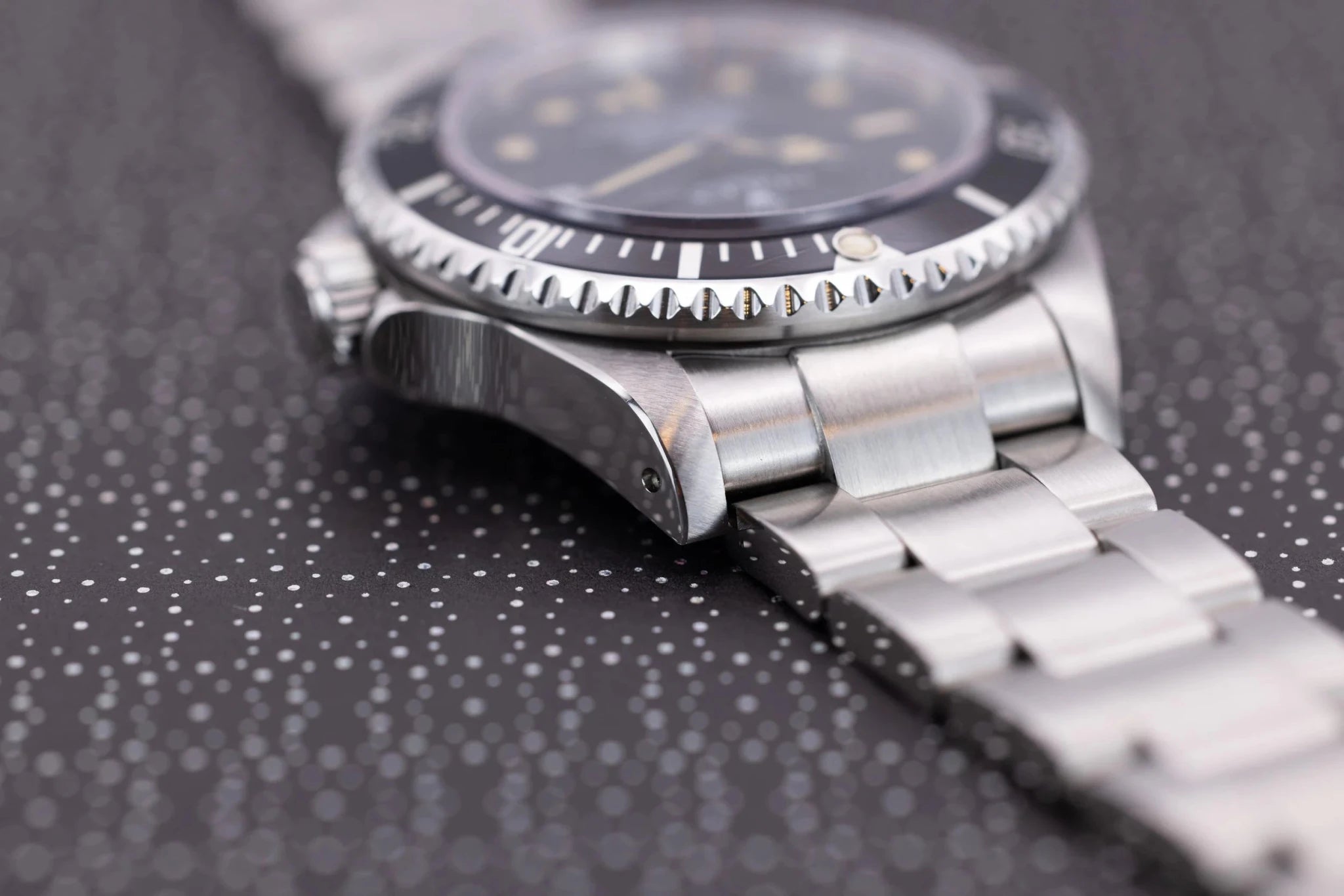 1993 Rolex Sea-Dweller Ref. 16600 | Vibrant Tritium | Box and Papers - Sierra Time Co