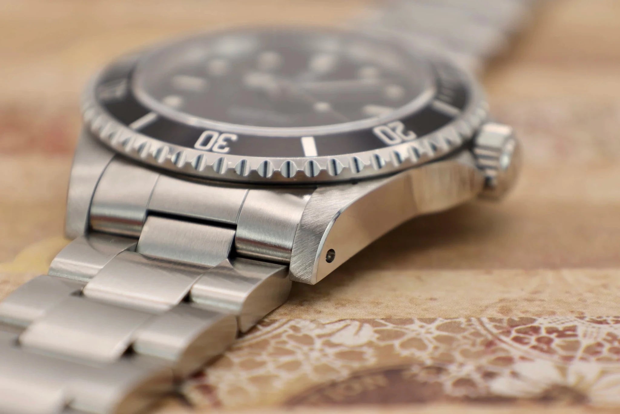 1993 Rolex Submariner Ref. 14060 | Creamy Tritium - Sierra Time Co