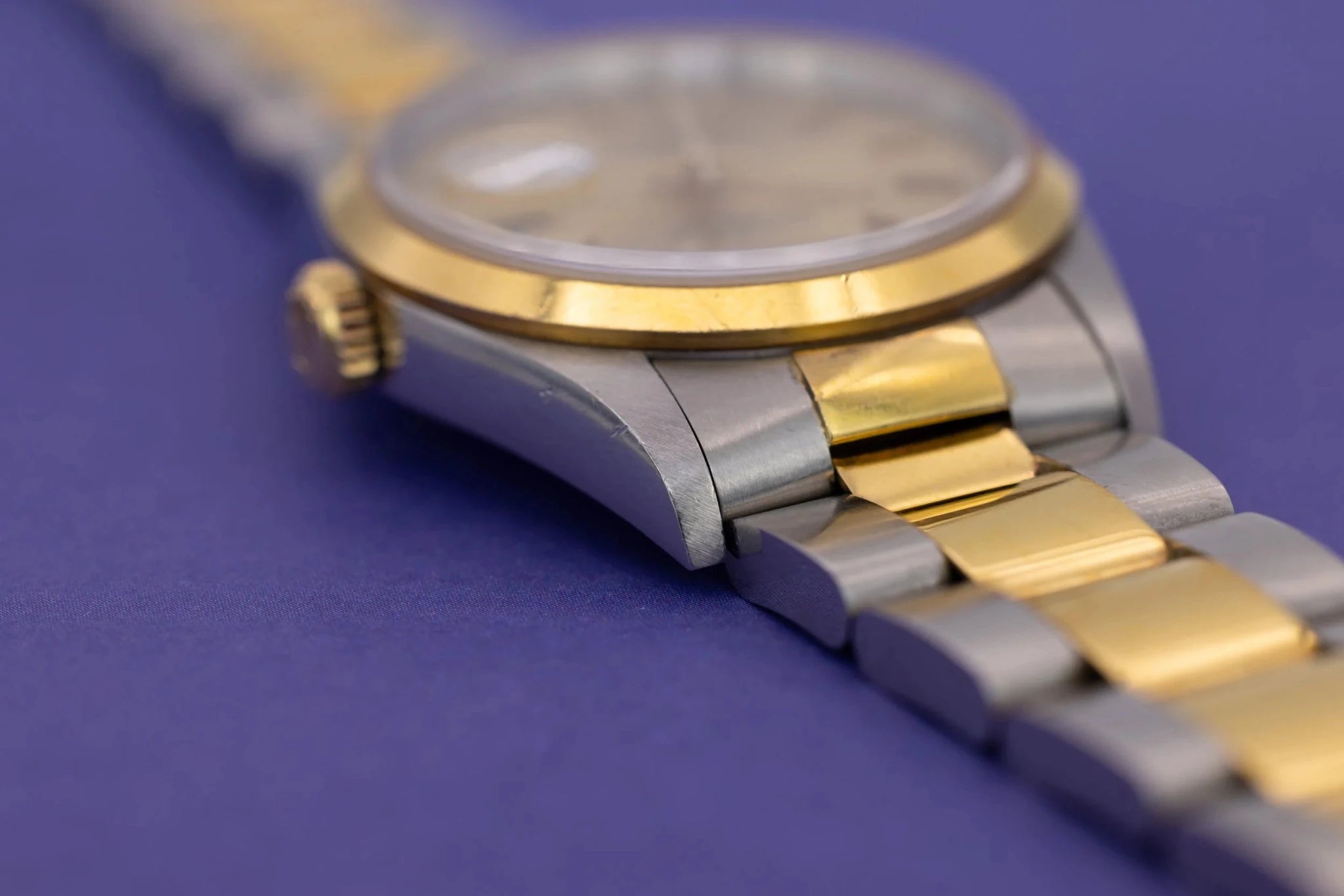 1994 Rolex Datejust Ref. 16203 | Oyster Bracelet | Champagne Stick Dial - Sierra Time Co