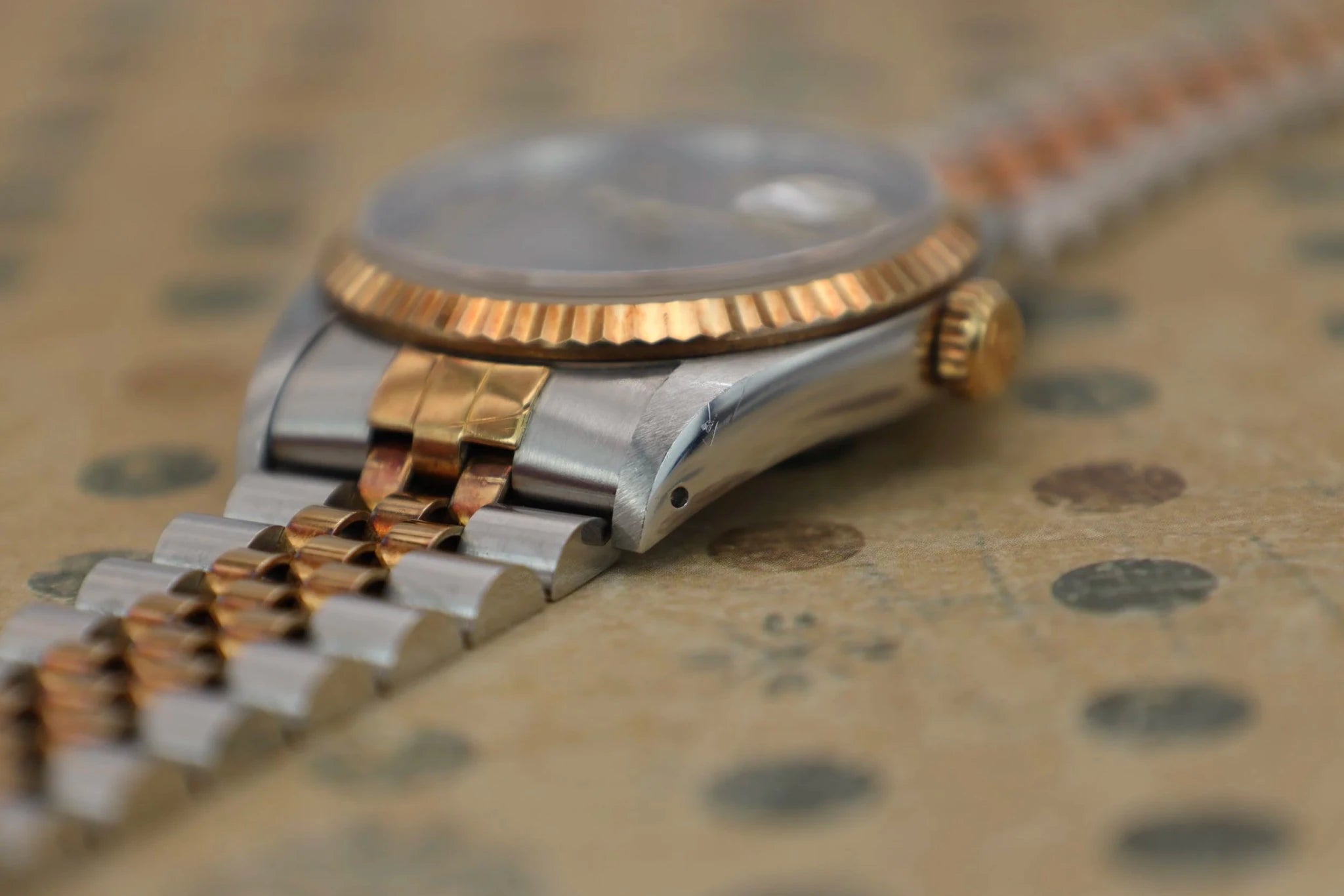 1994 Rolex Datejust Ref. 16233 | Gray Roman Dial - Sierra Time Co