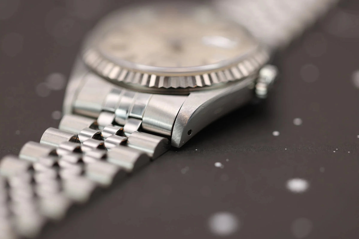 1994 Rolex Datejust Ref. 16234 | Silver Dial - Sierra Time Co