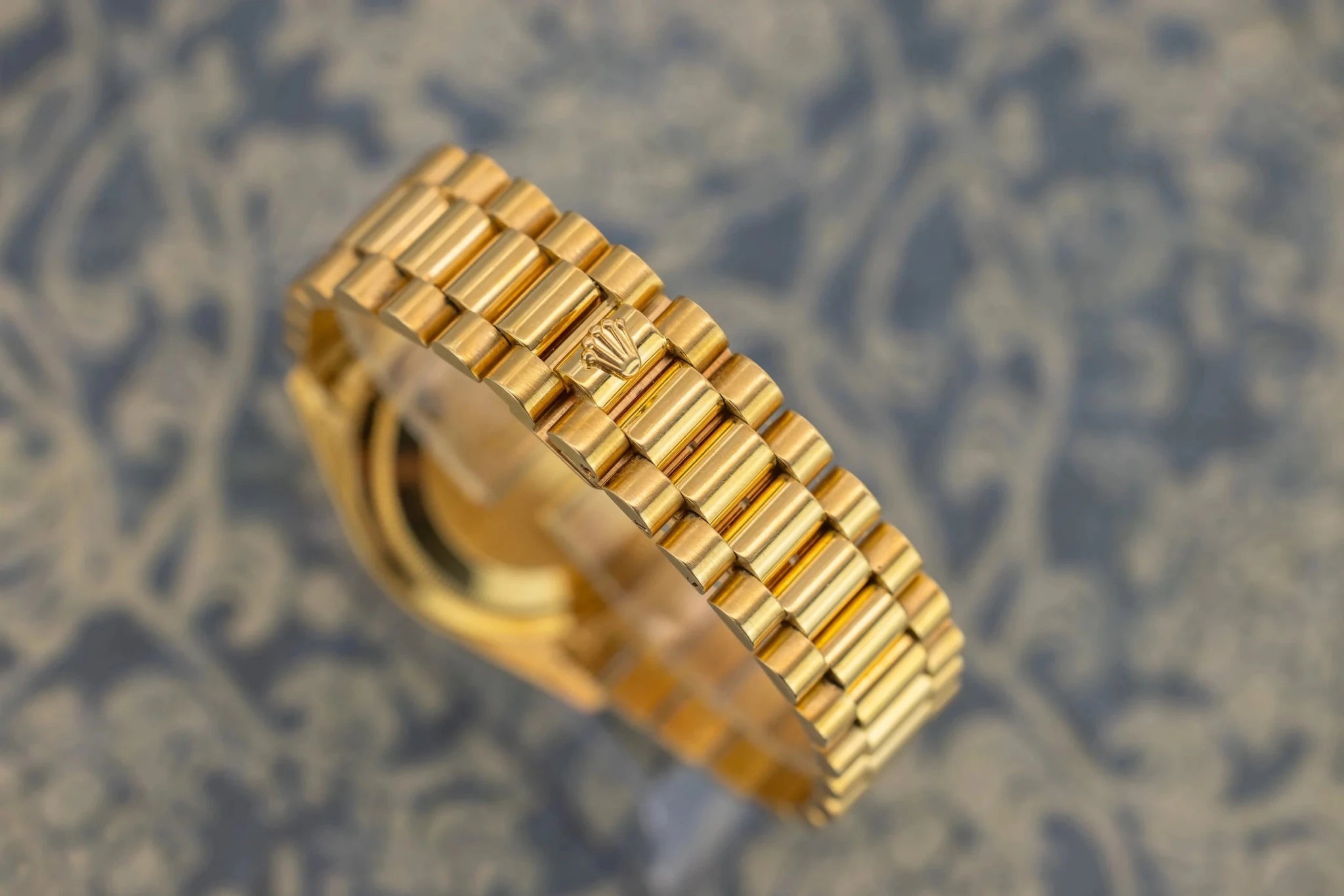 1994 Rolex Day-Date Ref. 18238 | Champagne Dial | Excellent Condition - Sierra Time Co