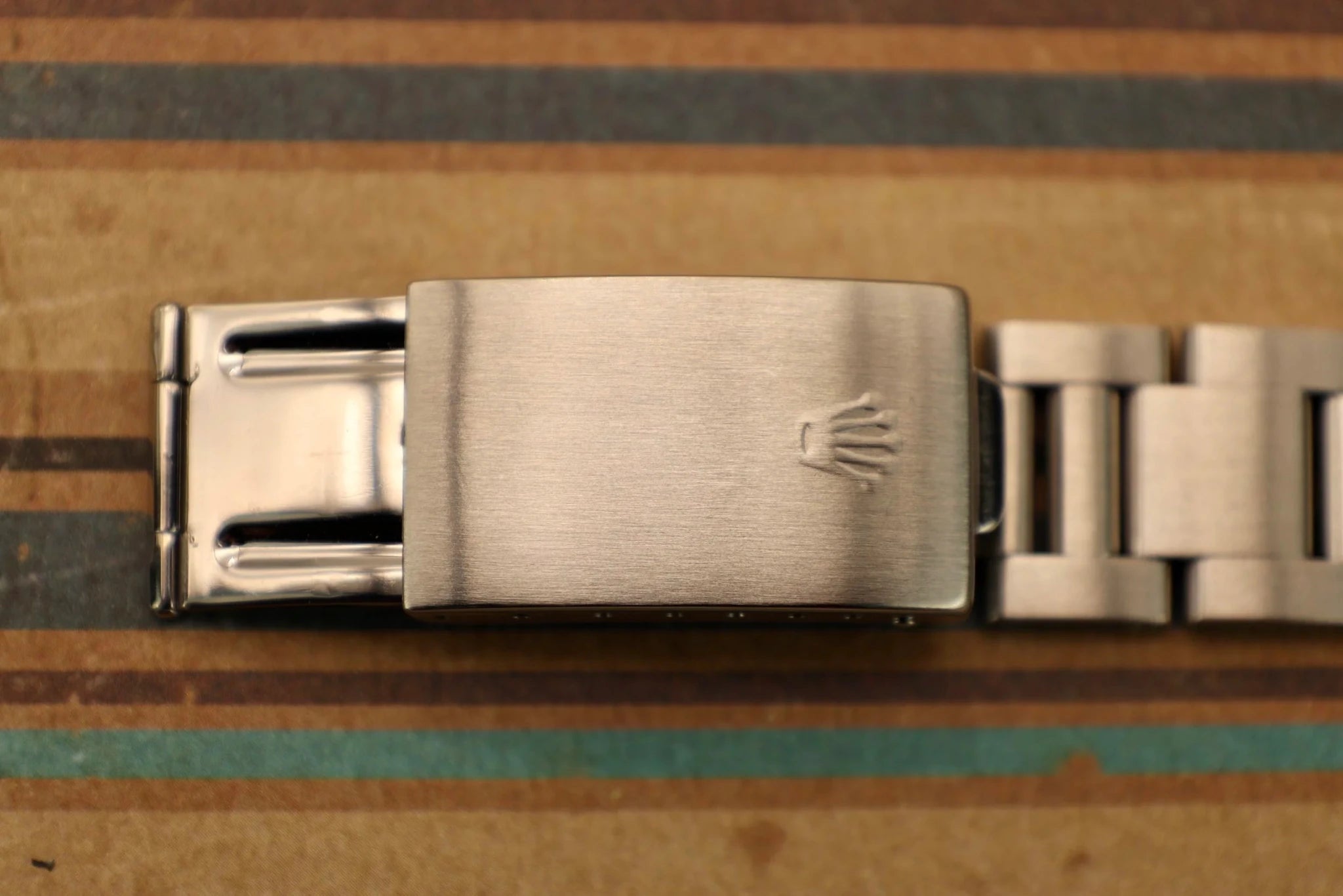 1994 Rolex Explorer I Ref. 14270 | Creamy Patina | Holes Case - Sierra Time Co