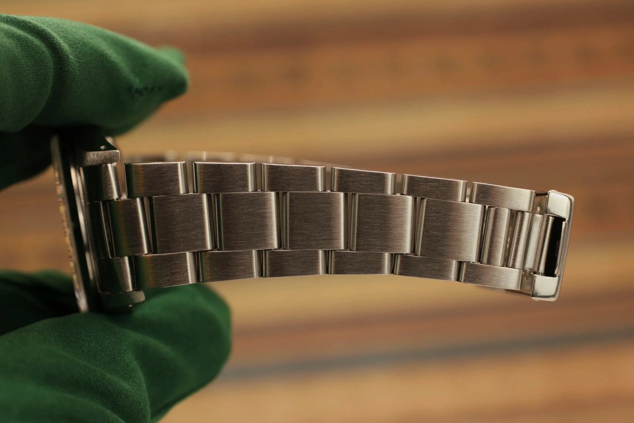 1994 Rolex Explorer I Ref. 14270 | Creamy Patina | Holes Case - Sierra Time Co