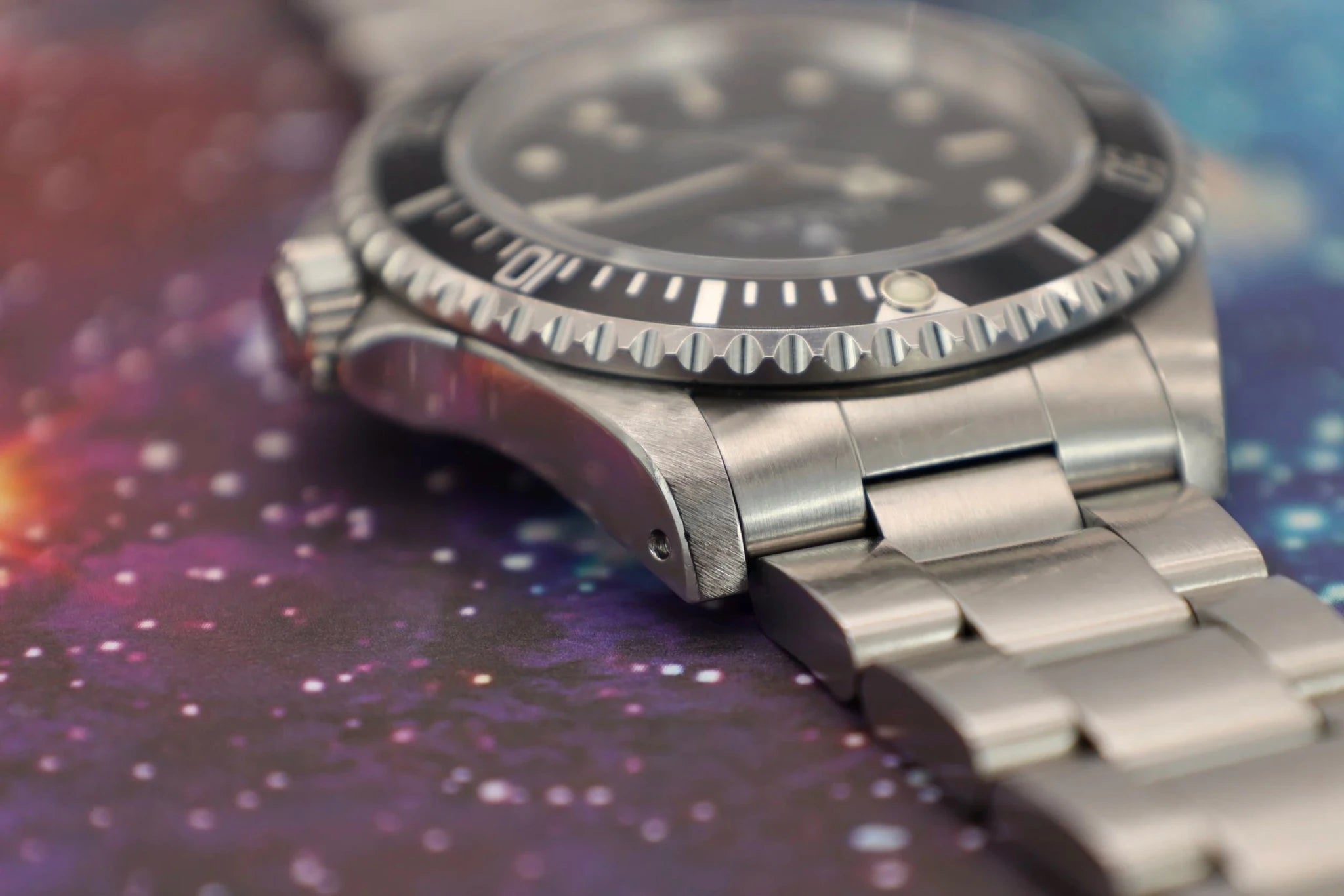 1994 Rolex Submariner Ref. 14060 | Creamy Patina | Box and Papers - Sierra Time Co