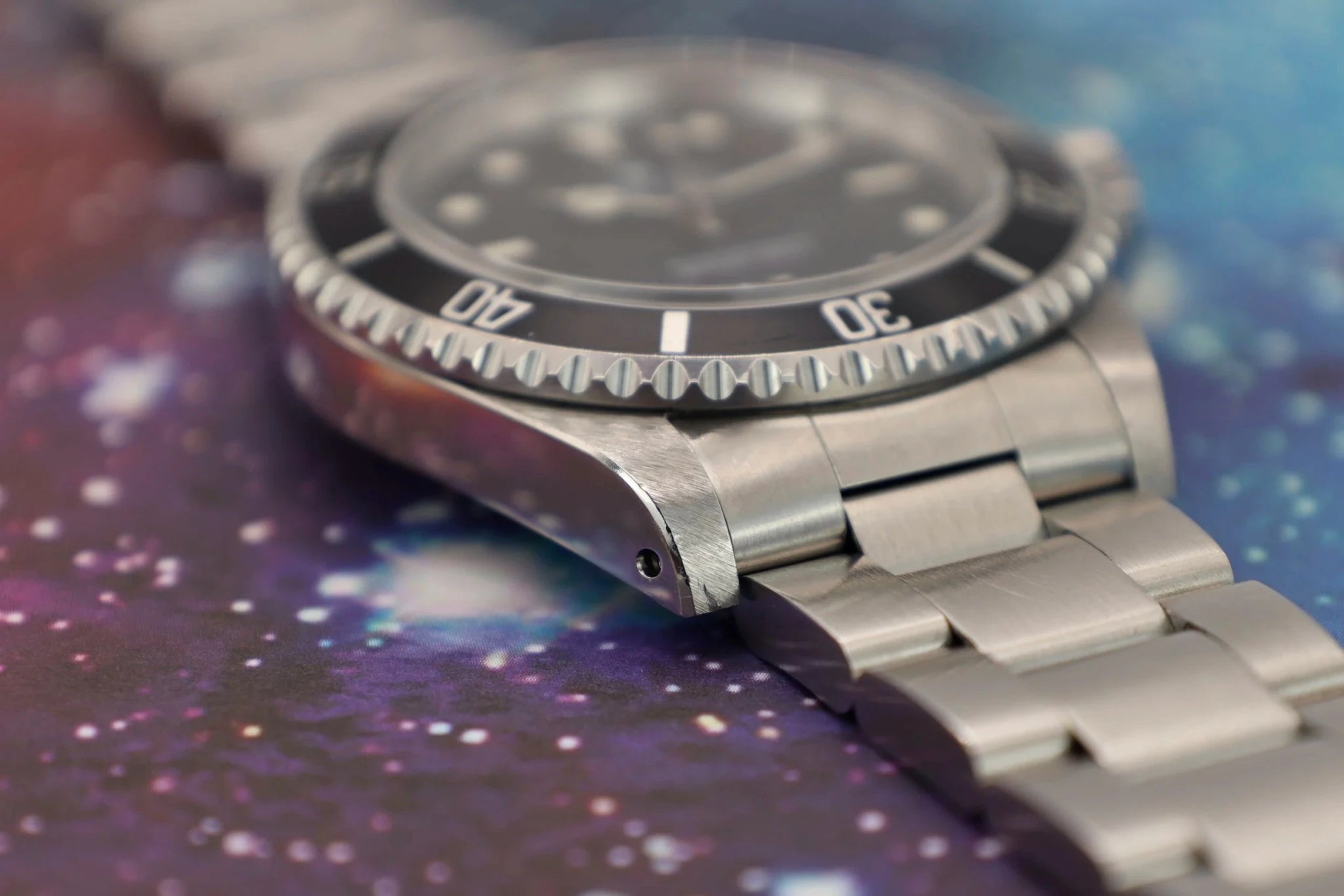 1994 Rolex Submariner Ref. 14060 | Creamy Patina | Box and Papers - Sierra Time Co