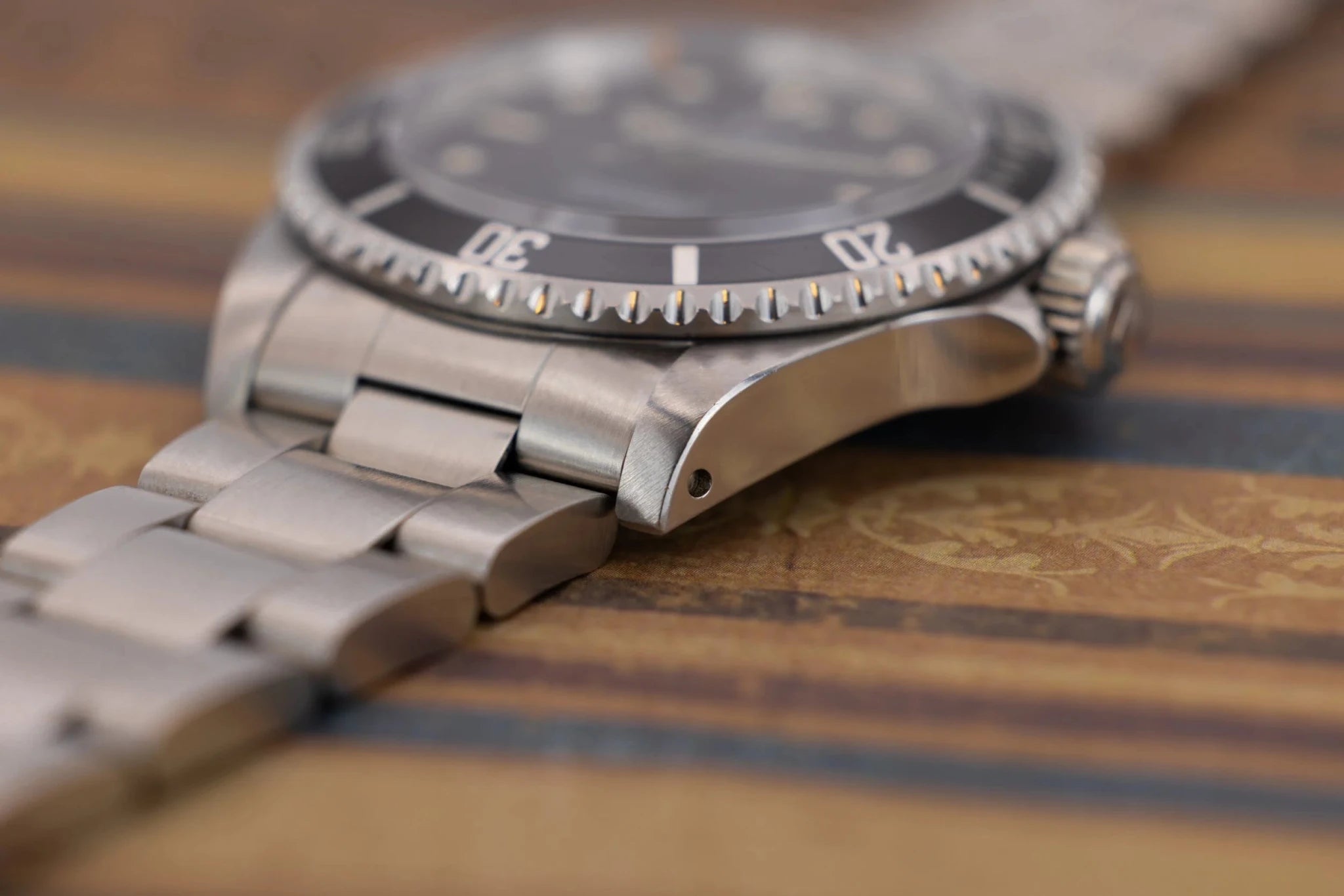 1994 Rolex Submariner Ref. 14060 | Creamy Tritium Dial | Full Set - Sierra Time Co