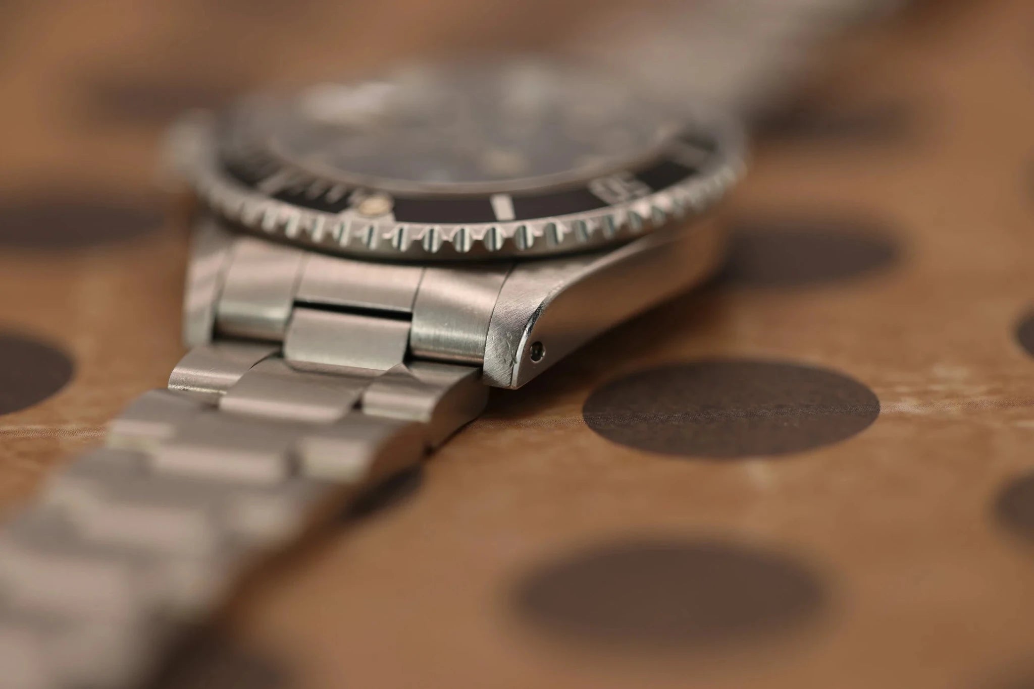 1994 Rolex Submariner Ref. 16610 | Creamy Patina - Sierra Time Co