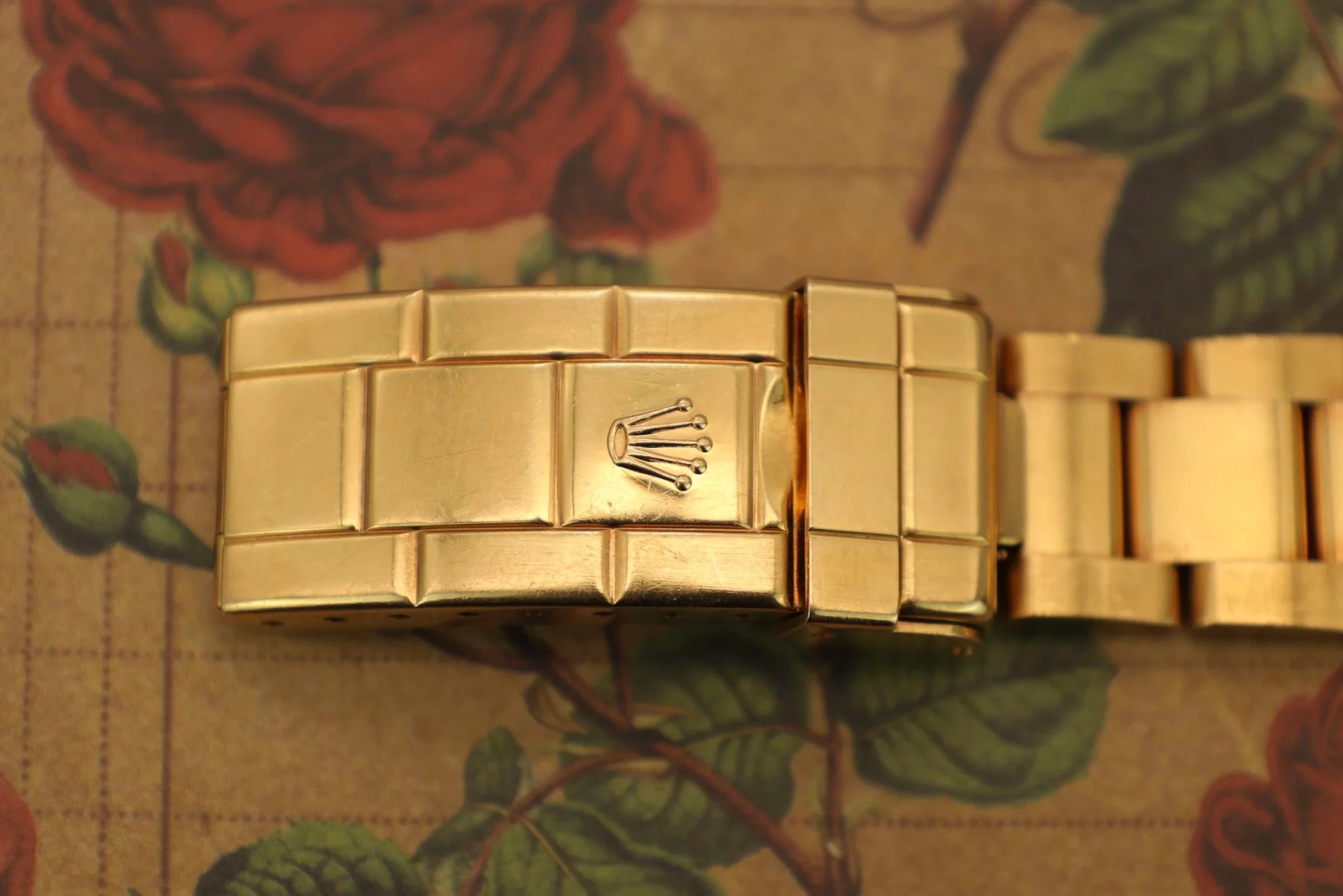 1994 Rolex Submariner Ref. 16618 | 18K YG | Blue Dial - Sierra Time Co